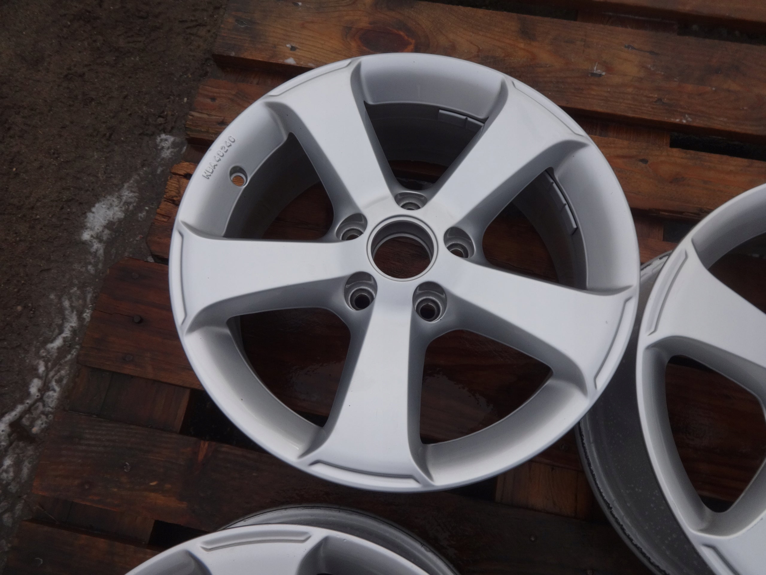 Alu Felge Volkswagen Sharan Tiguan Aluminum rim 16 Zoll 6.5J 5x112 7N0071496A