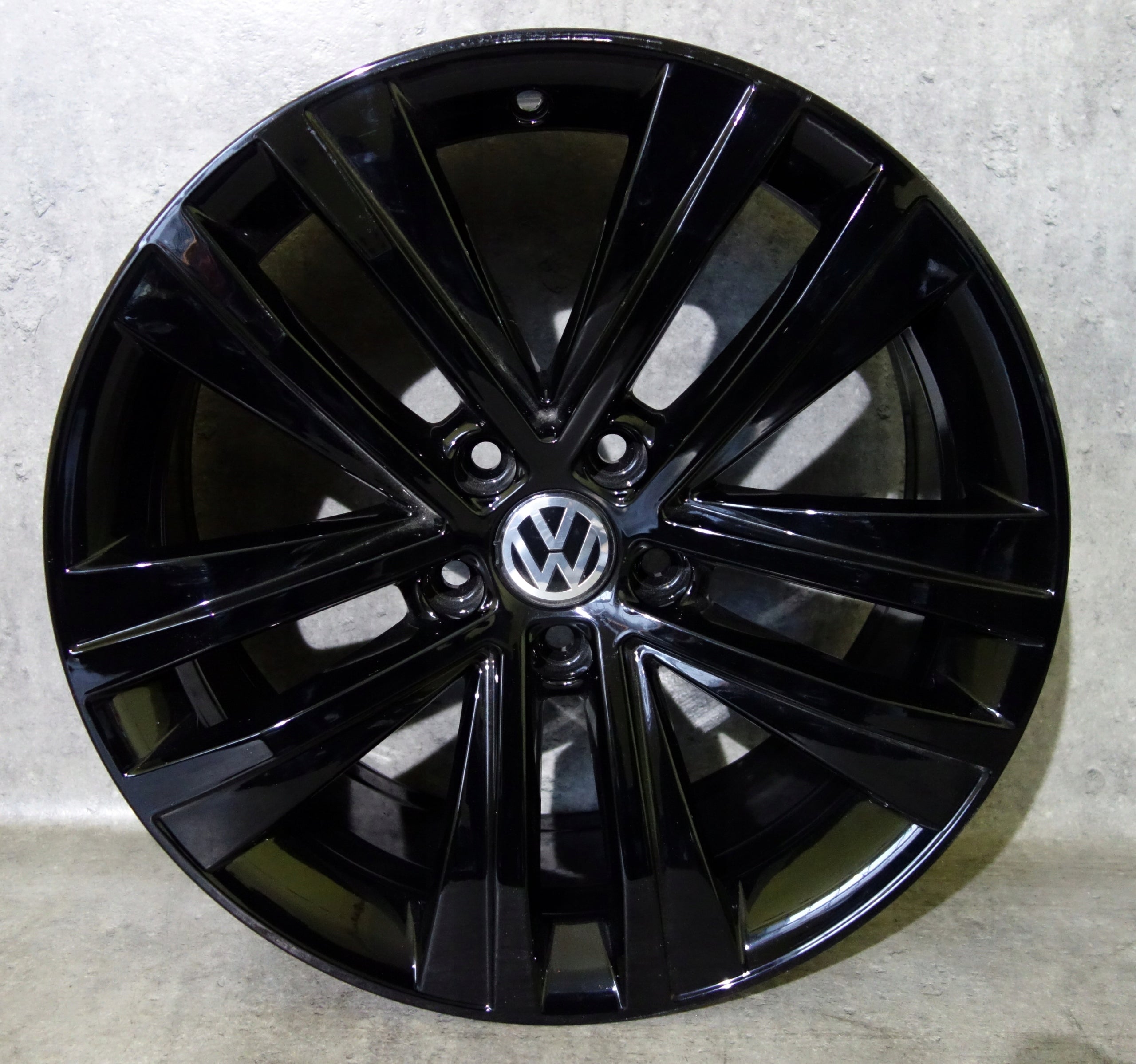 Alu Felge Volkswagen Sharan Aluminum rim 18 Zoll 7.5J 5x112 35ET 7N0601025F