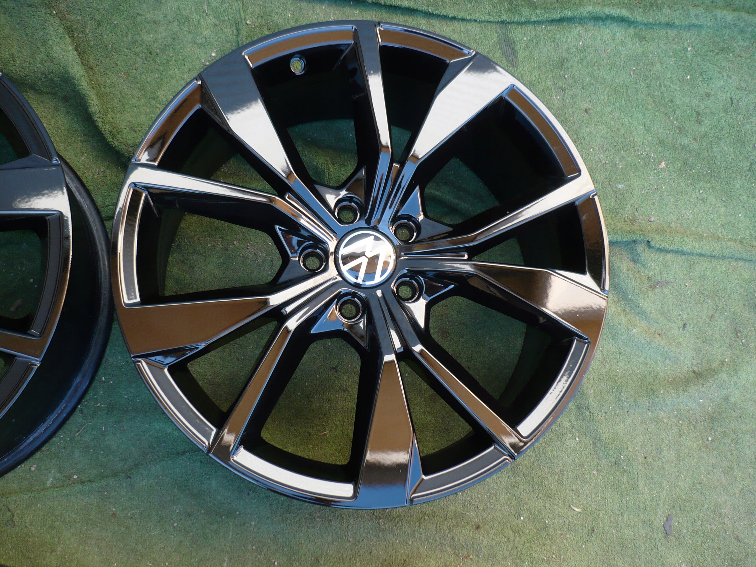 Alu Felge Volkswagen Bora Aluminum rim 19 Zoll 8.0J 5x112 47ET 2GA601025AK