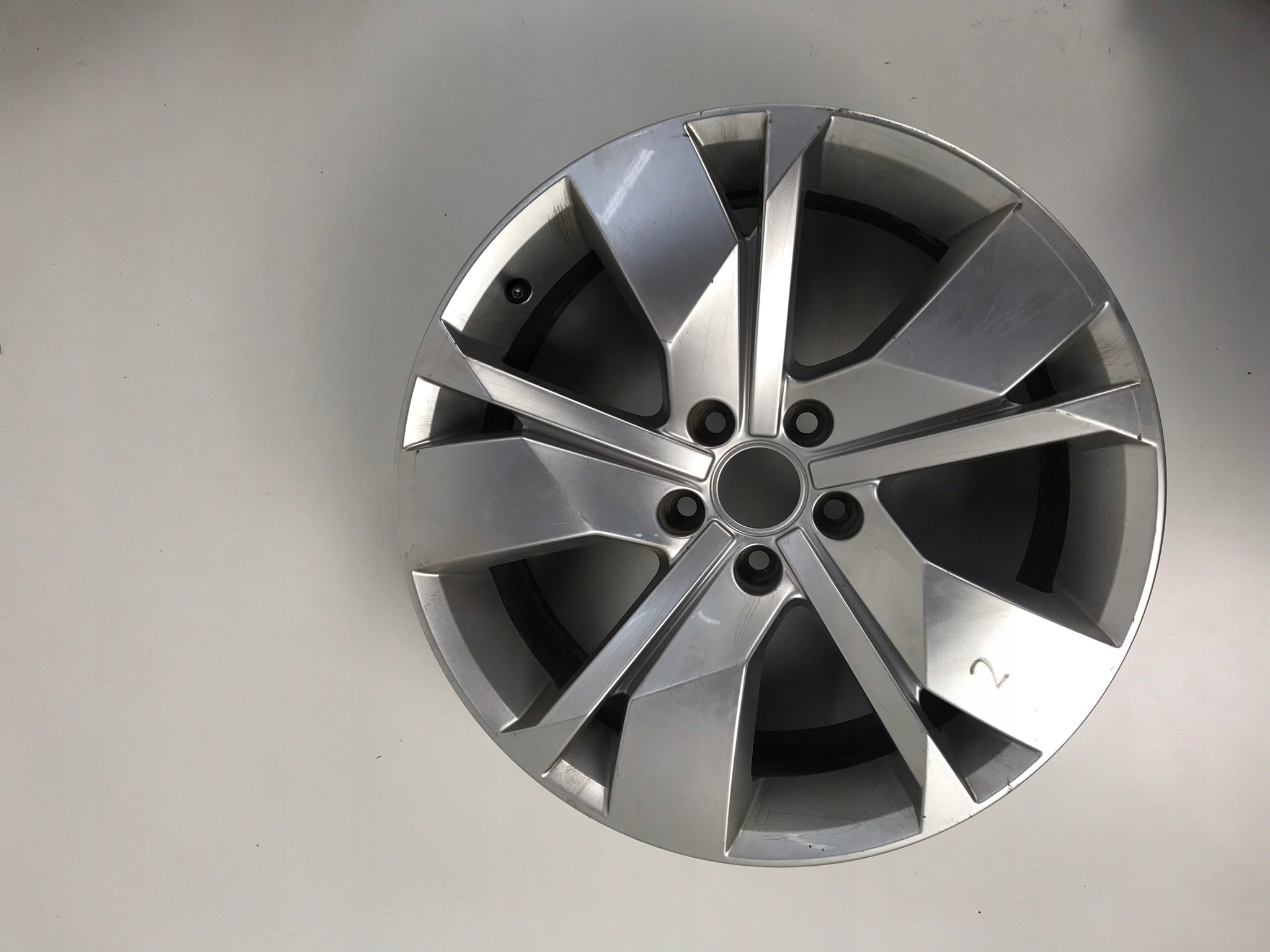 Alu Felge Volkswagen T2 Touareg 18 Zoll 8.0J 5x112 25ET 760601025A