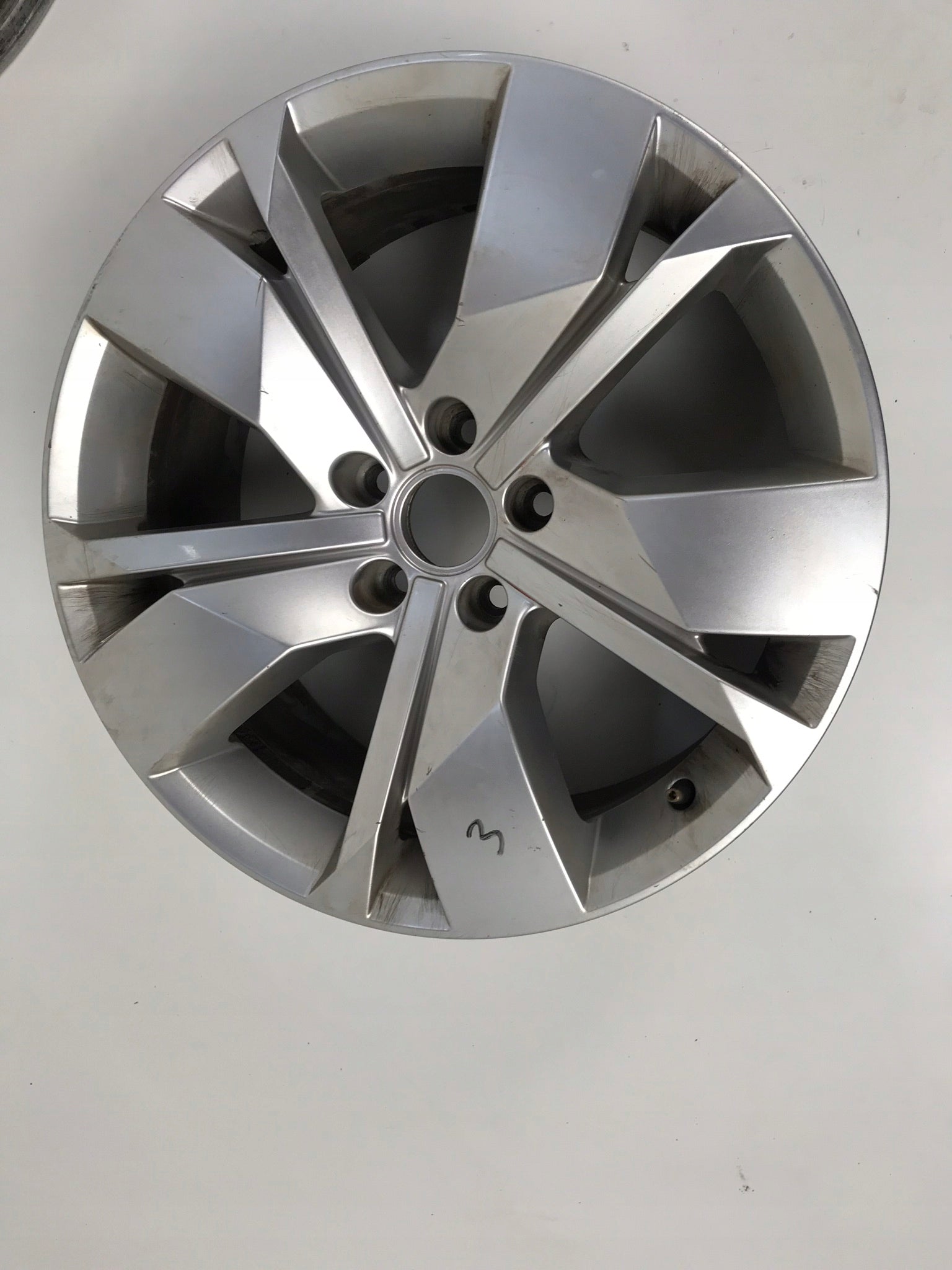 Alu Felge Volkswagen T2 Touareg 18 Zoll 8.0J 5x112 25ET 760601025A