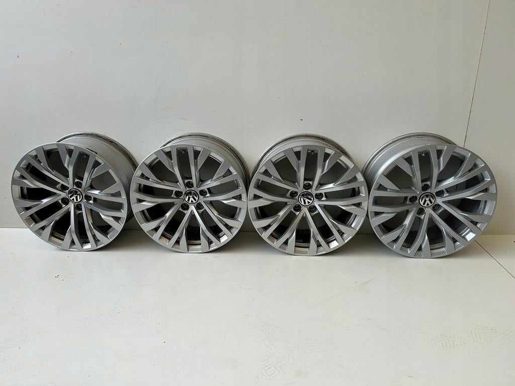  Alu rim Volkswagen T2 Touareg Aluminum rim 18 inch 8.0J 5x112 760601025H  product image