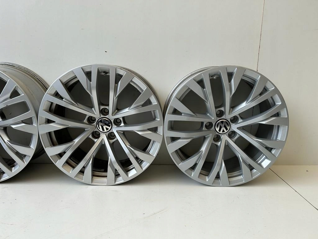 Alu Felge Volkswagen T2 Touareg Aluminum rim 18 Zoll 8.0J 5x112 760601025H