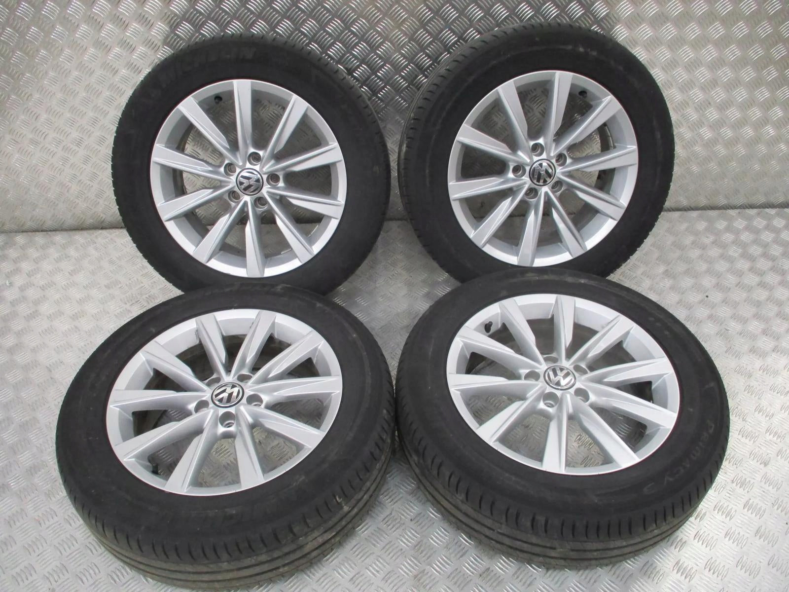  Alu Felge Volkswagen T3 Tiguan Aluminum rim 17 Zoll 6.5J 5x112 5N0601666 product image