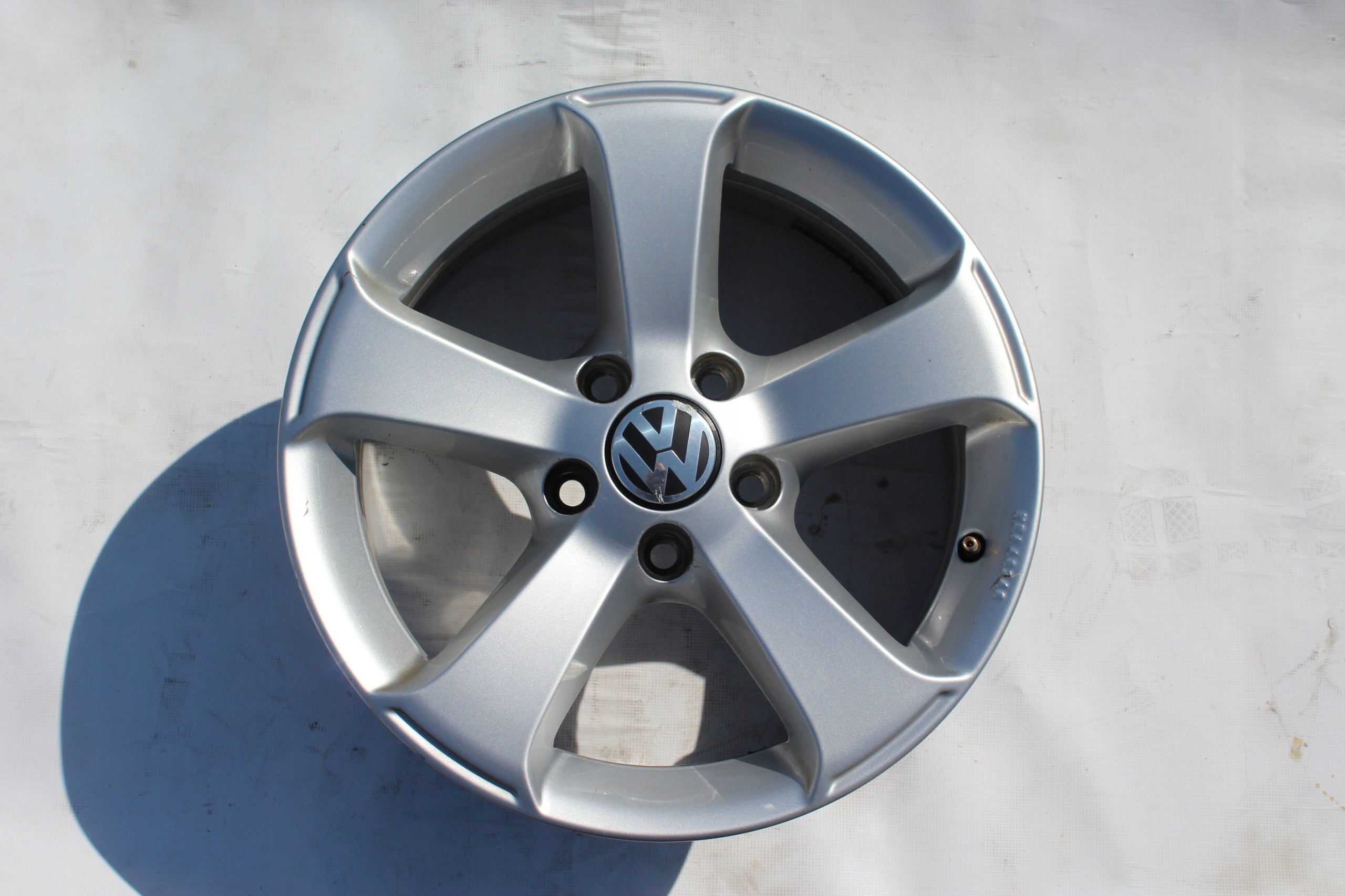 Alu Felge Volkswagen T3 Tiguan 16 Zoll 6.5J 5x112 33ET 7N0071496A