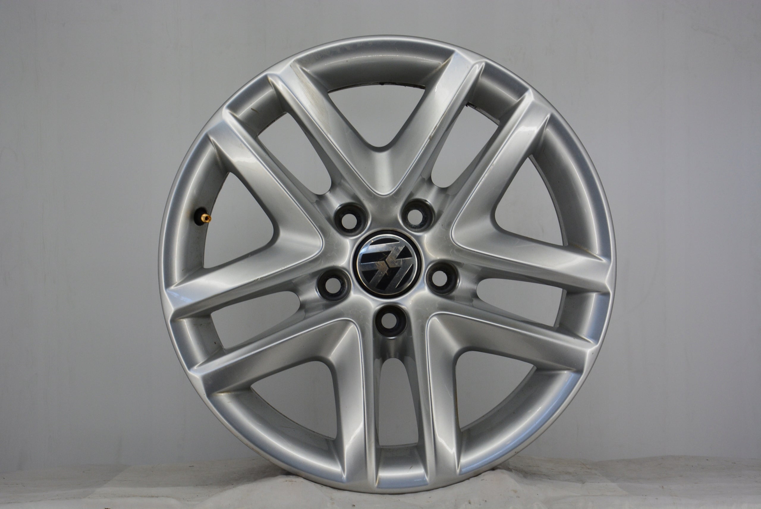 Alu Felge Volkswagen T3 Tiguan Aluminum rim 16 Zoll 6.5J 5x112 33ET 5N0601025