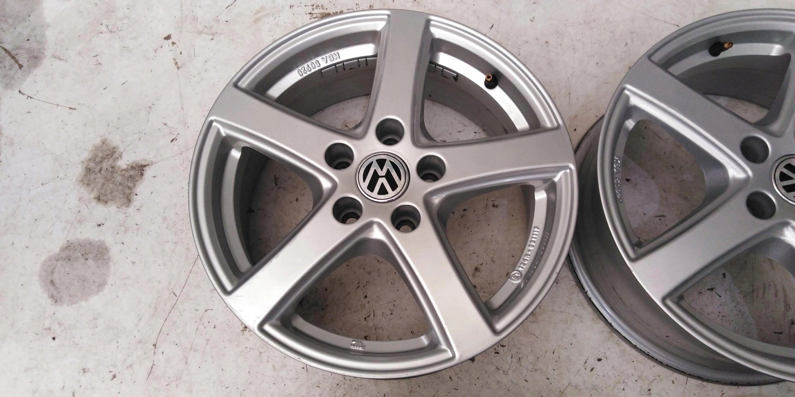 Alu Felge Volkswagen T3 Touran Aluminum rim 16 Zoll 6.5J 5x112 33ET