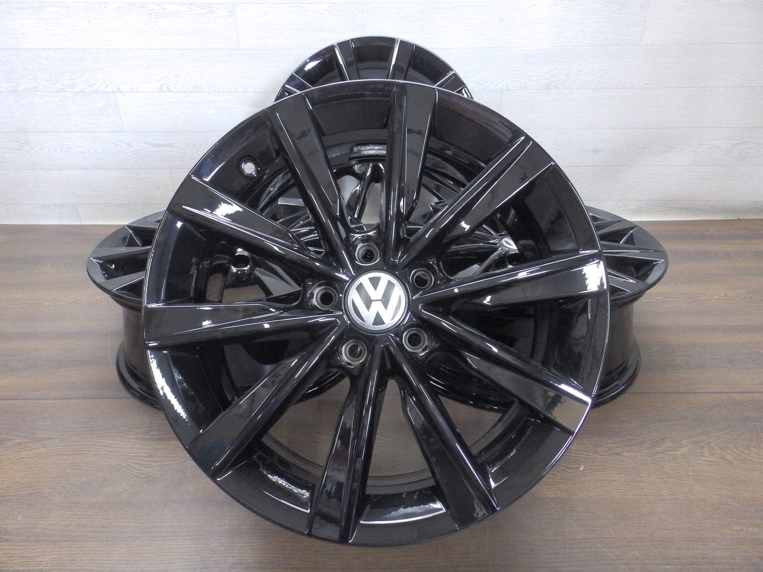 Alu Felge Volkswagen Tiguan T4 17 Zoll 7.0J 5x112 43ET 5N0601025S