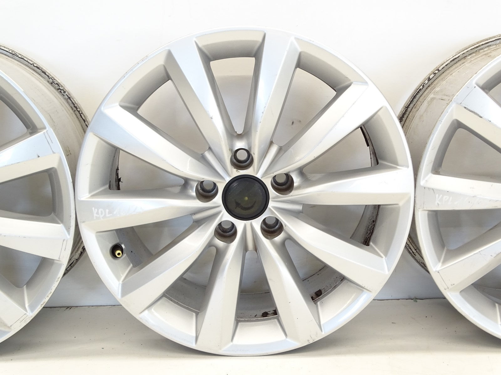 Alu Felge Volkswagen Tiguan T4 17 Zoll 7.0J 5x112 43ET 5N0601025AH