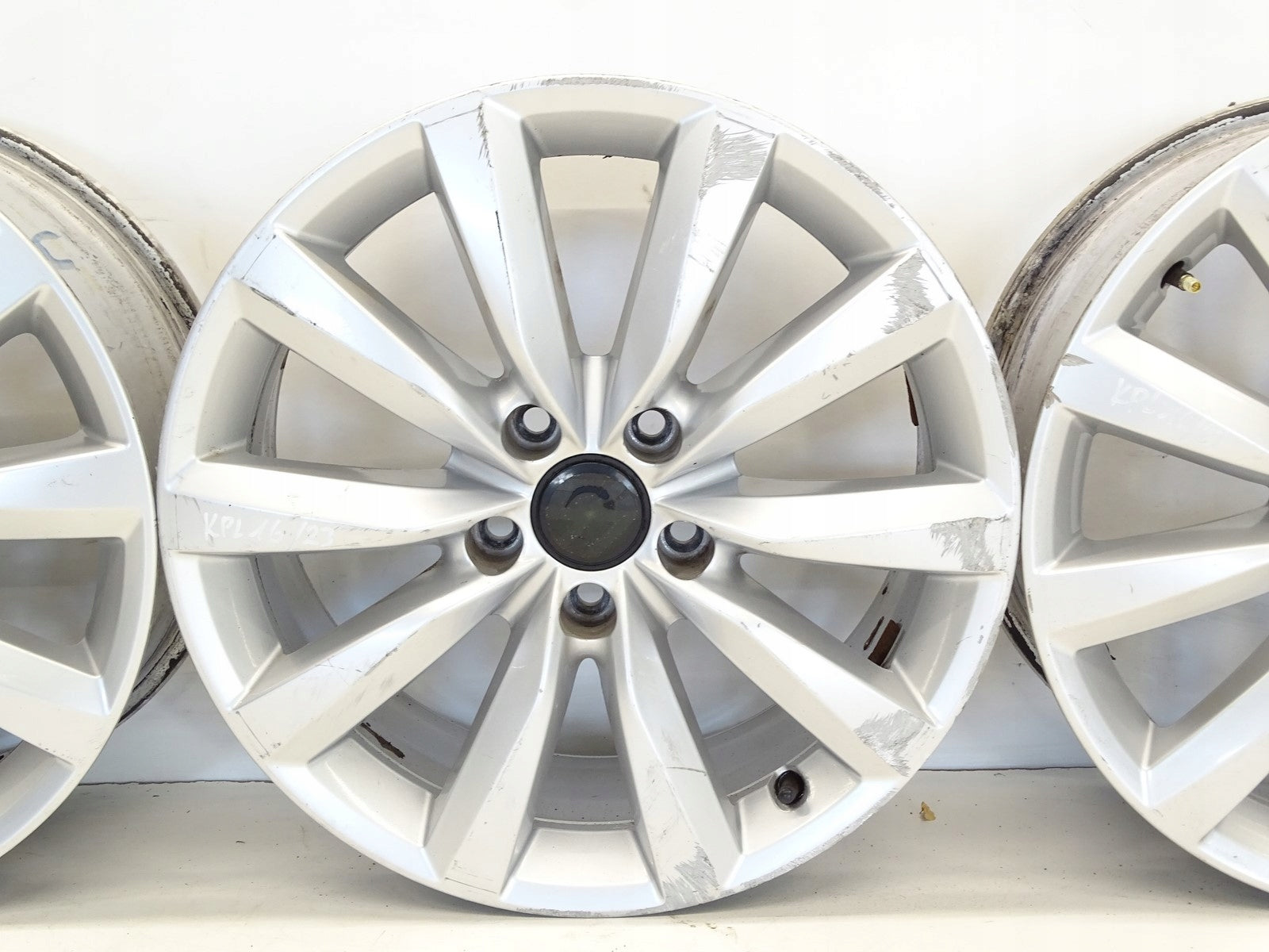 Alu Felge Volkswagen Tiguan T4 17 Zoll 7.0J 5x112 43ET 5N0601025AH