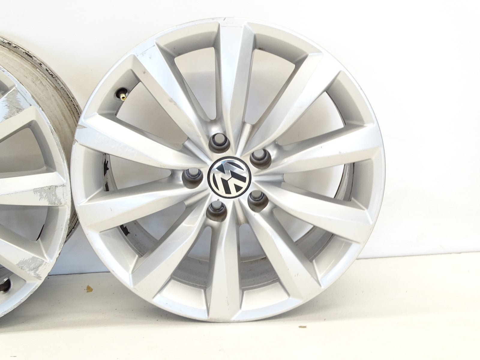 Alu Felge Volkswagen Tiguan T4 17 Zoll 7.0J 5x112 43ET 5N0601025AH