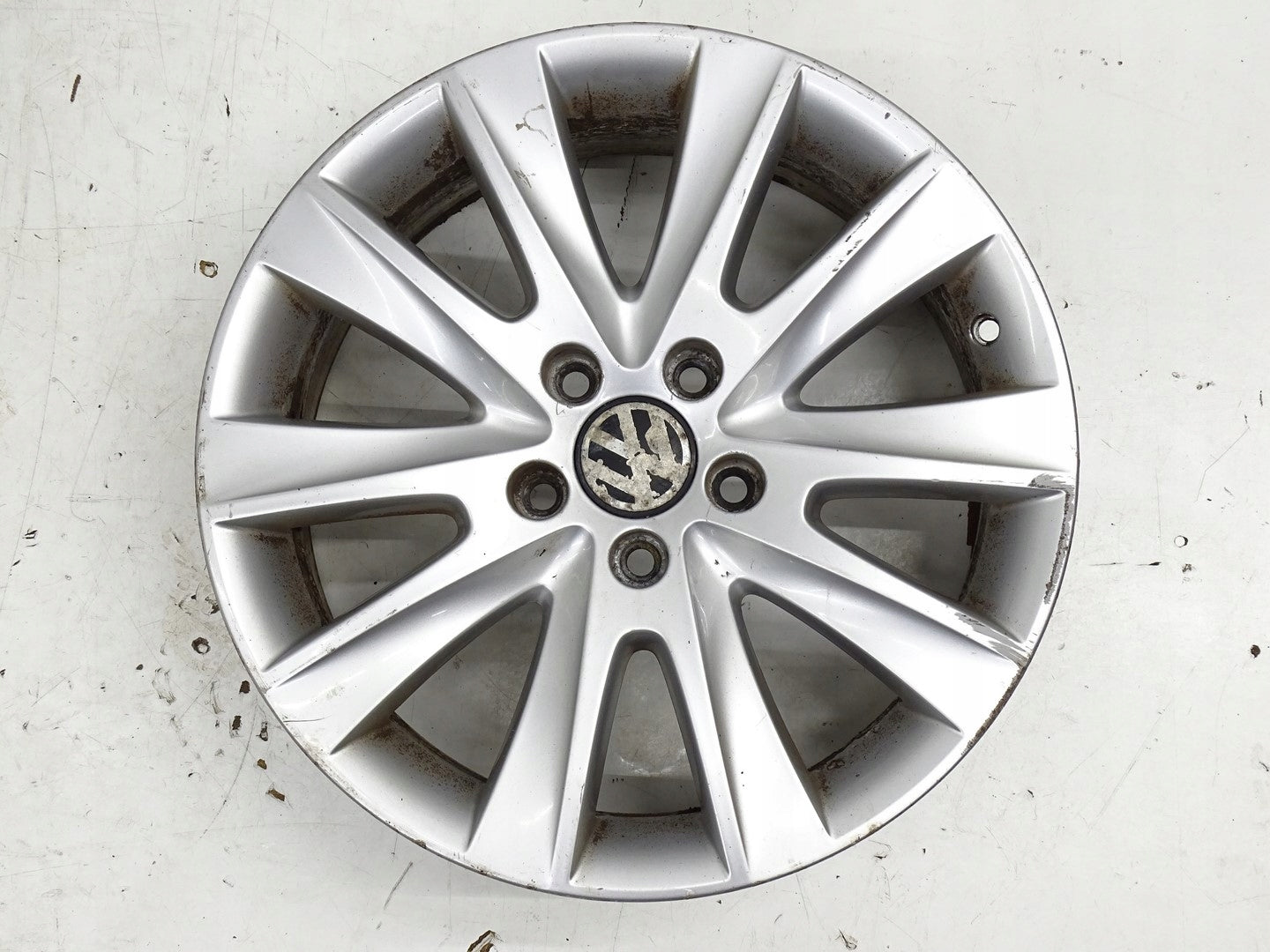 Alu Felge Volkswagen Tiguan T4 Aluminum rim 17 Zoll 7.0J 5x112 5N0601025M