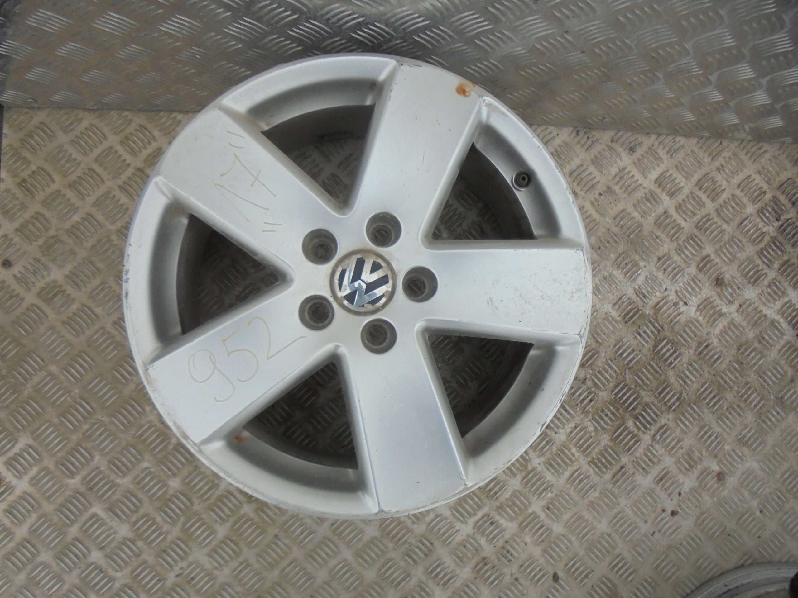 Alu Felge Volkswagen T4 Aluminum rim 17 Zoll 7.5J 5x112 47ET 3C0601025K