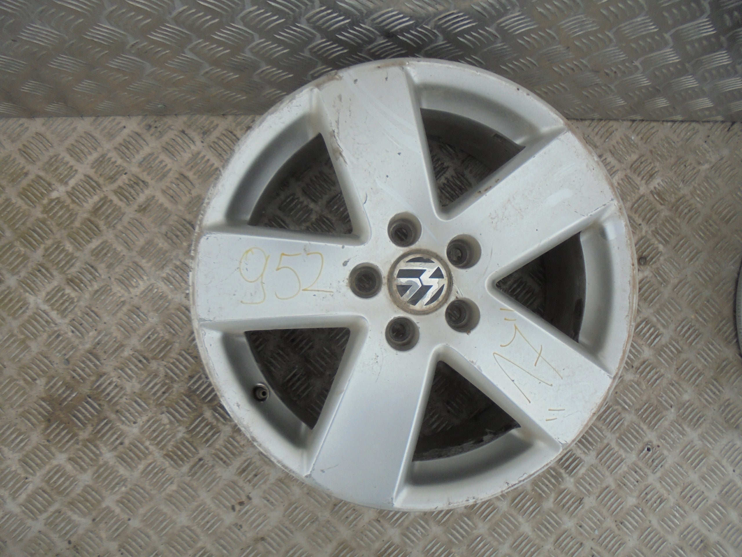 Alu Felge Volkswagen T4 Aluminum rim 17 Zoll 7.5J 5x112 47ET 3C0601025K