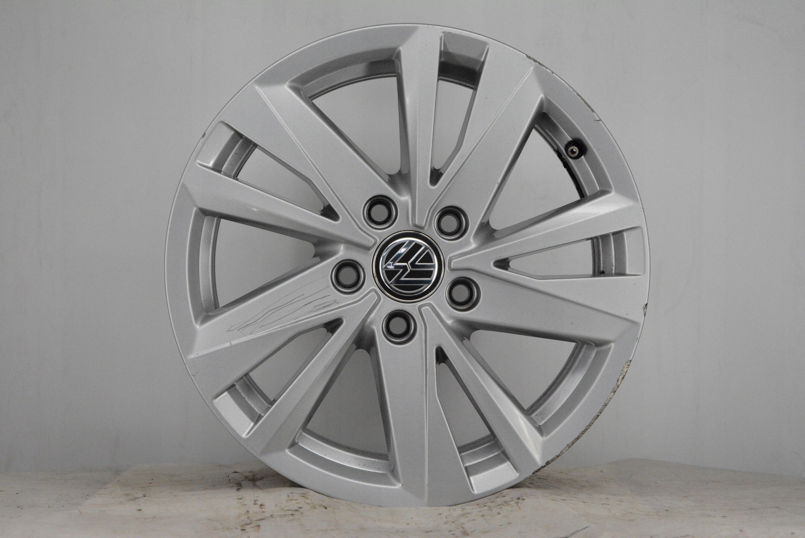 Alu Felge Volkswagen T4 Aluminum rim 16 Zoll 6.5J 5x112 48ET 5TA601025Q