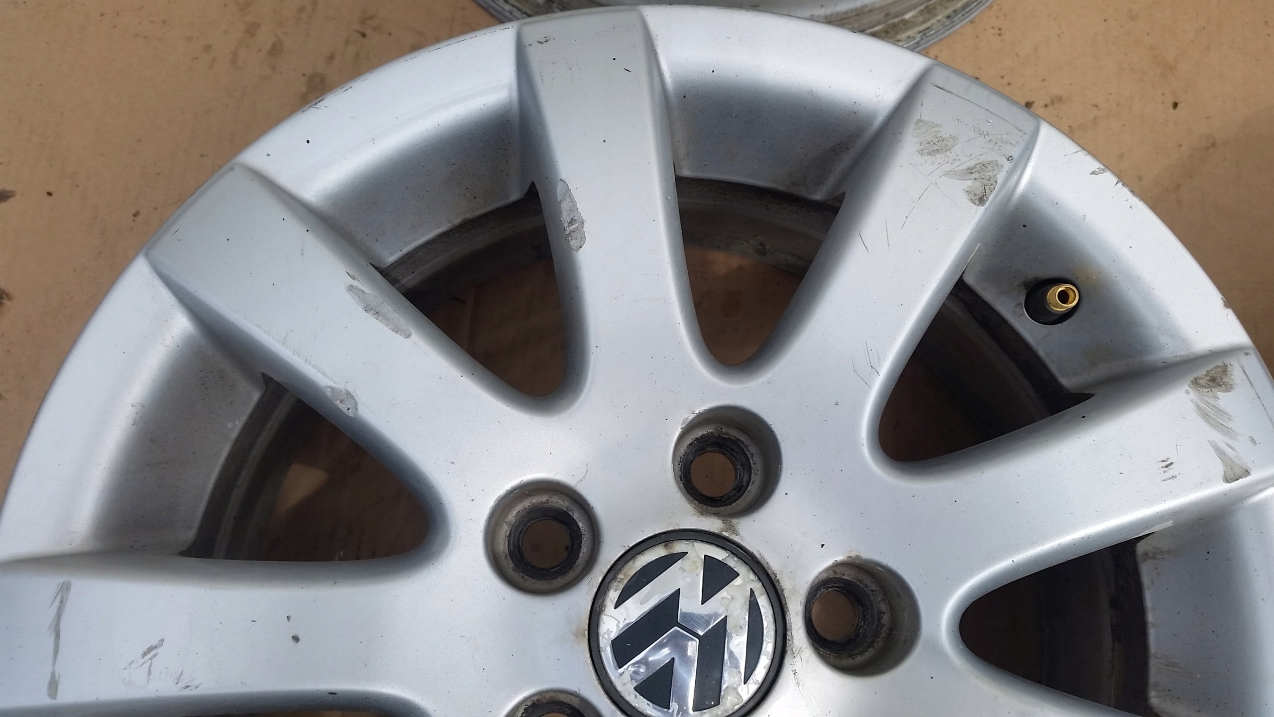 Alu Felge Volkswagen T4 Aluminum rim 14 Zoll 6.0J 5x100 43ET 6Q0601025Q