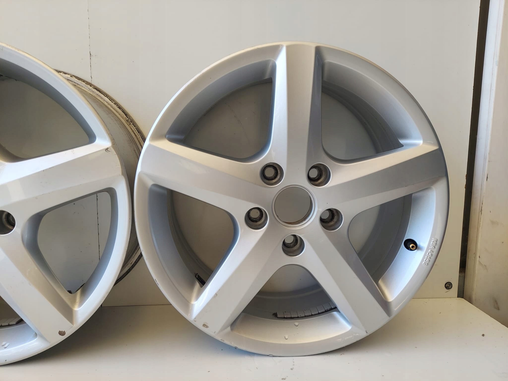 Alu Felge Volkswagen T6 T5 Aluminum rim 17 Zoll 7.0J 5x120 7H0071497B