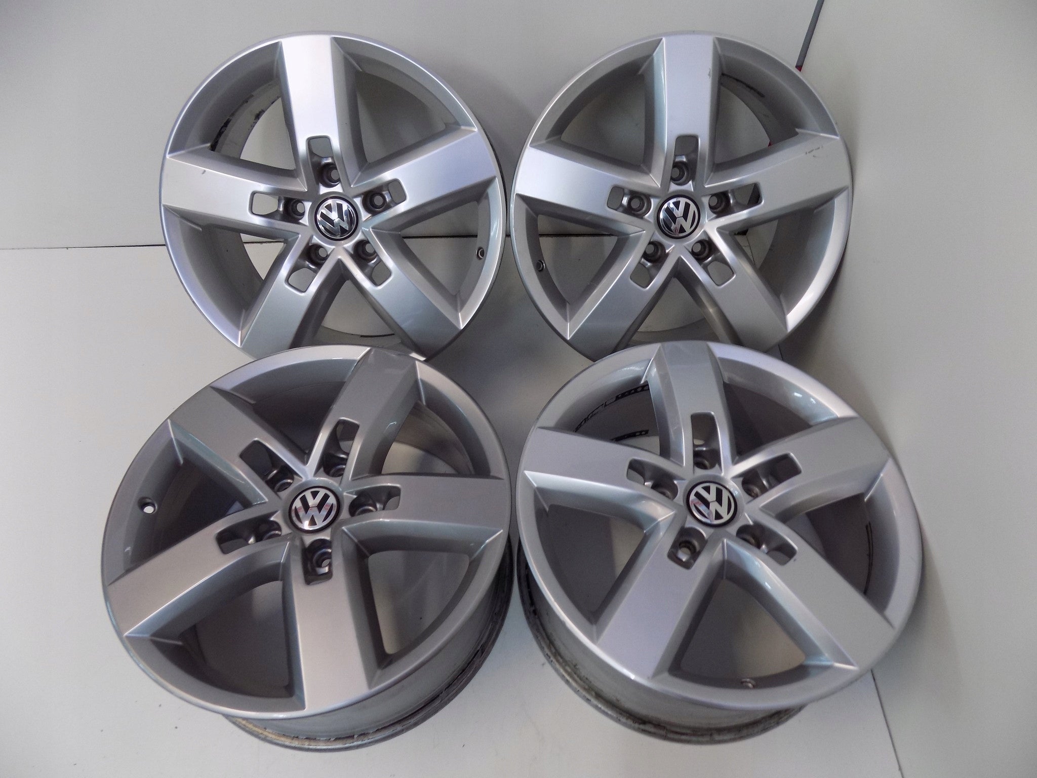 Alu Felge Volkswagen Touareg T5 19 Zoll 8.5J 5x130 59ET 7P6601025D