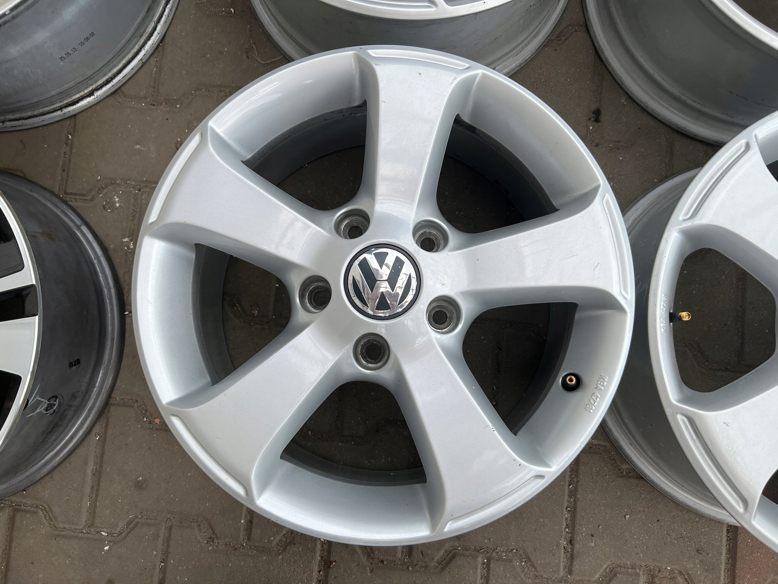 Alu Felge Volkswagen Touareg T5 Aluminum rim 17 Zoll 7.5J 5x130