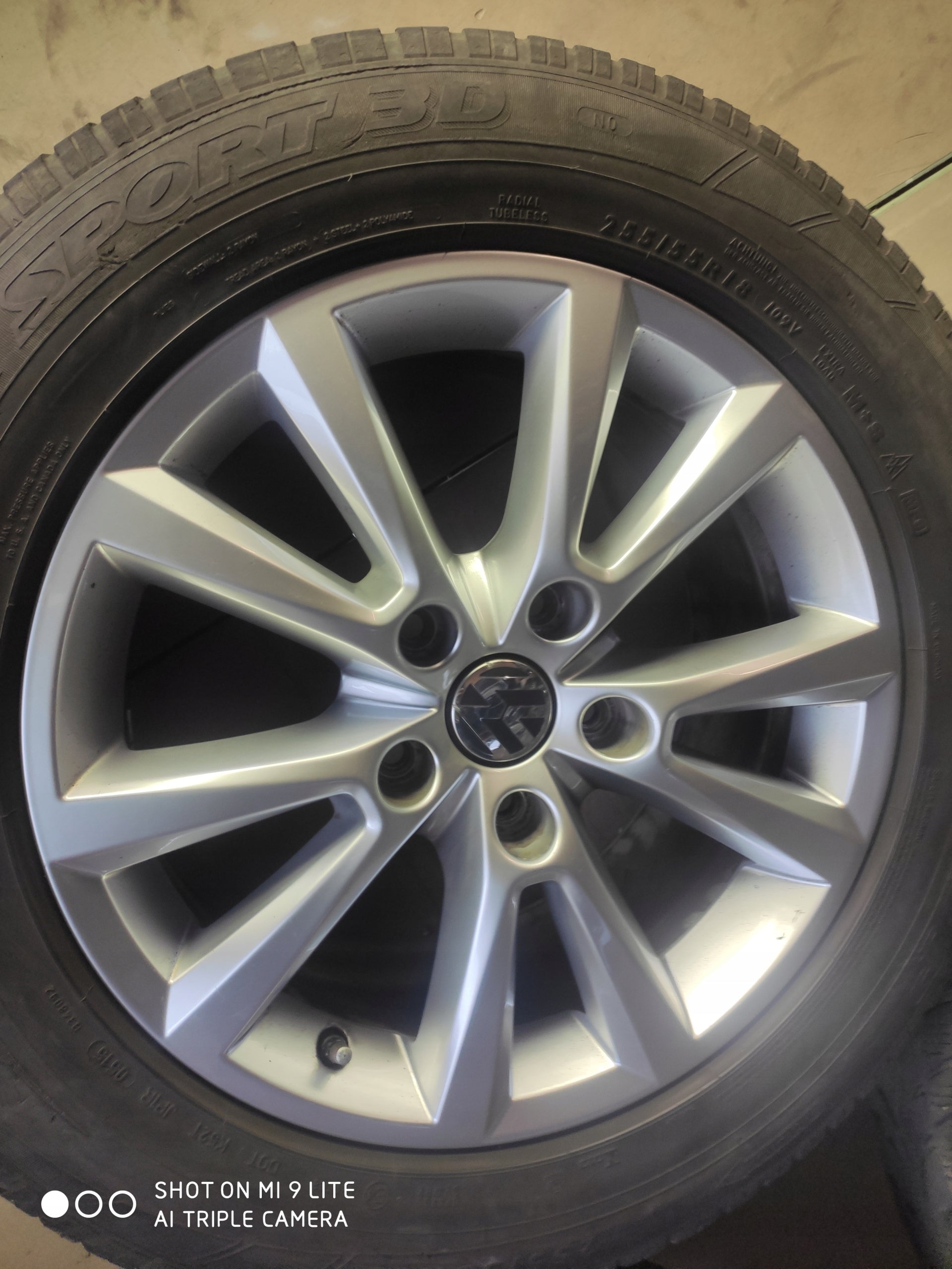 Alu Felge Volkswagen Touareg T5 18 Zoll 8.0J 5x130 53ET 7P6601025C