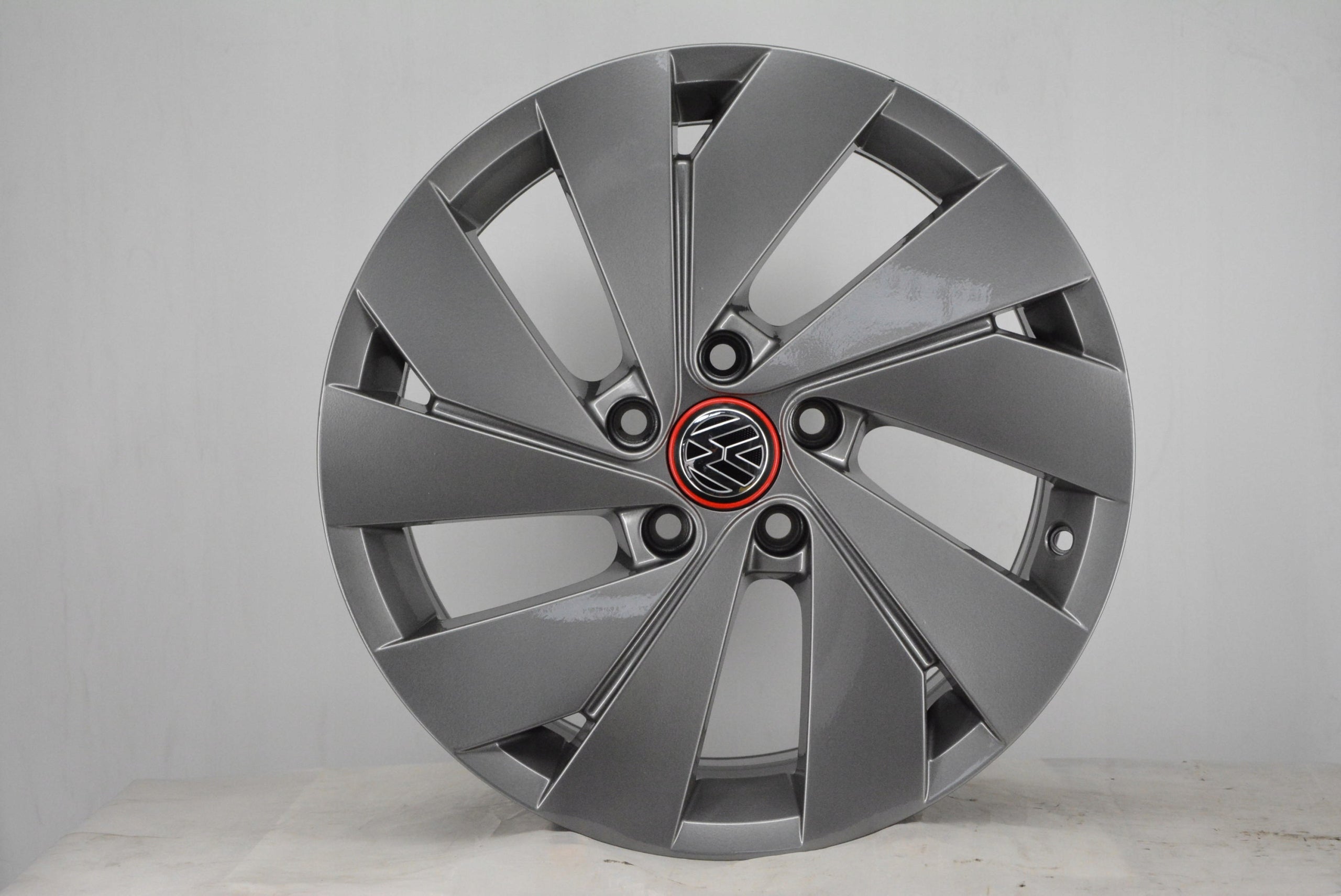  Alu Felge Volkswagen T5 Aluminum rim 17 Zoll 7.5J 5x112 51ET 5H0601025C product image