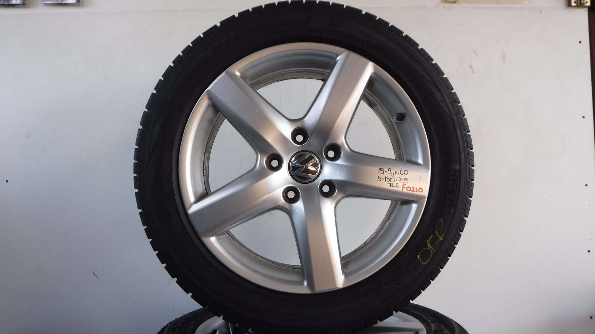 Alu Felge Volkswagen T6 Touareg Aluminum rim 19 Zoll 9.0J 5x130 60ET