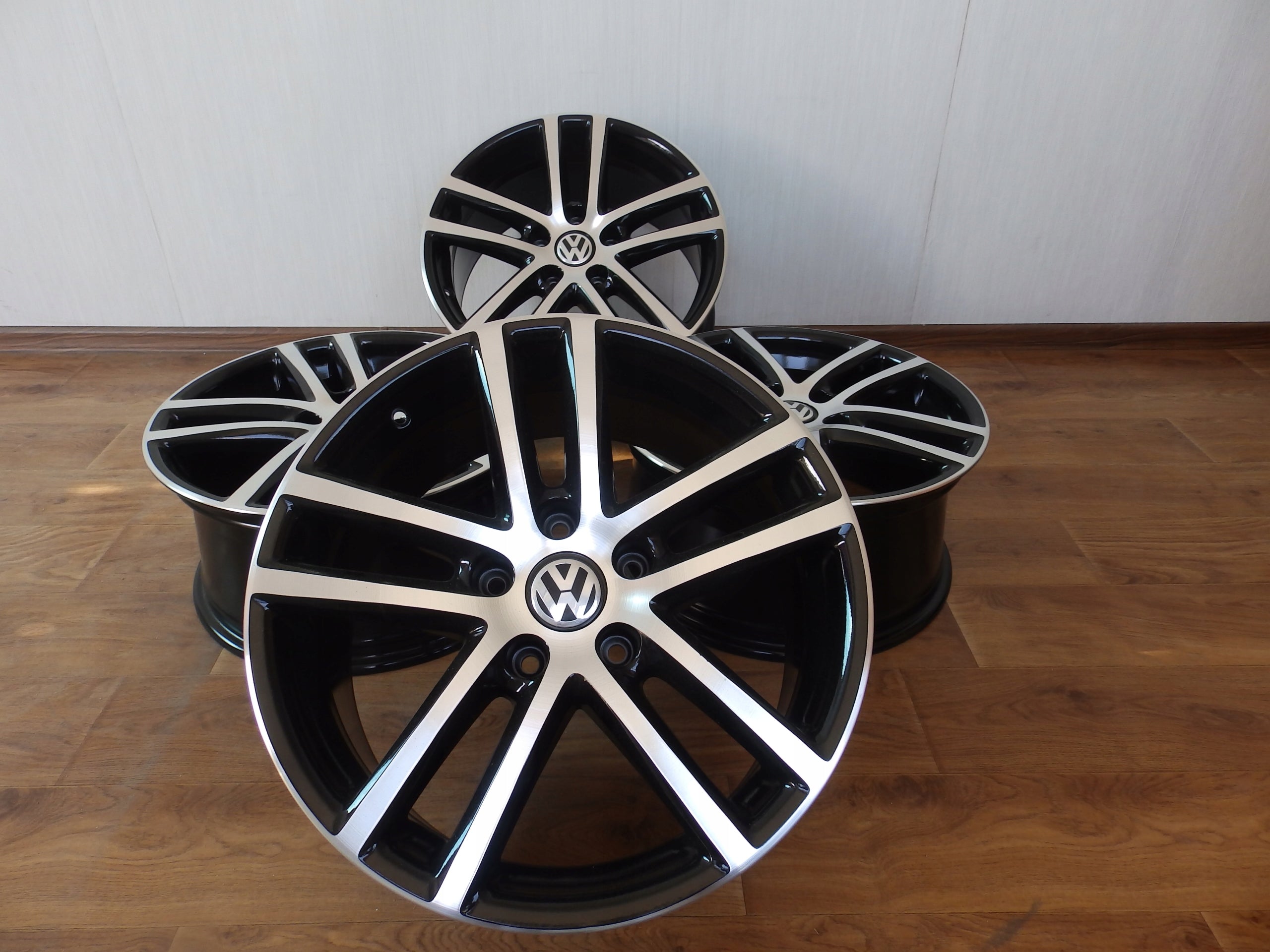 Alu Felge Volkswagen T6 Touareg 19 Zoll 9.0J 5x130 60ET 7L6601025