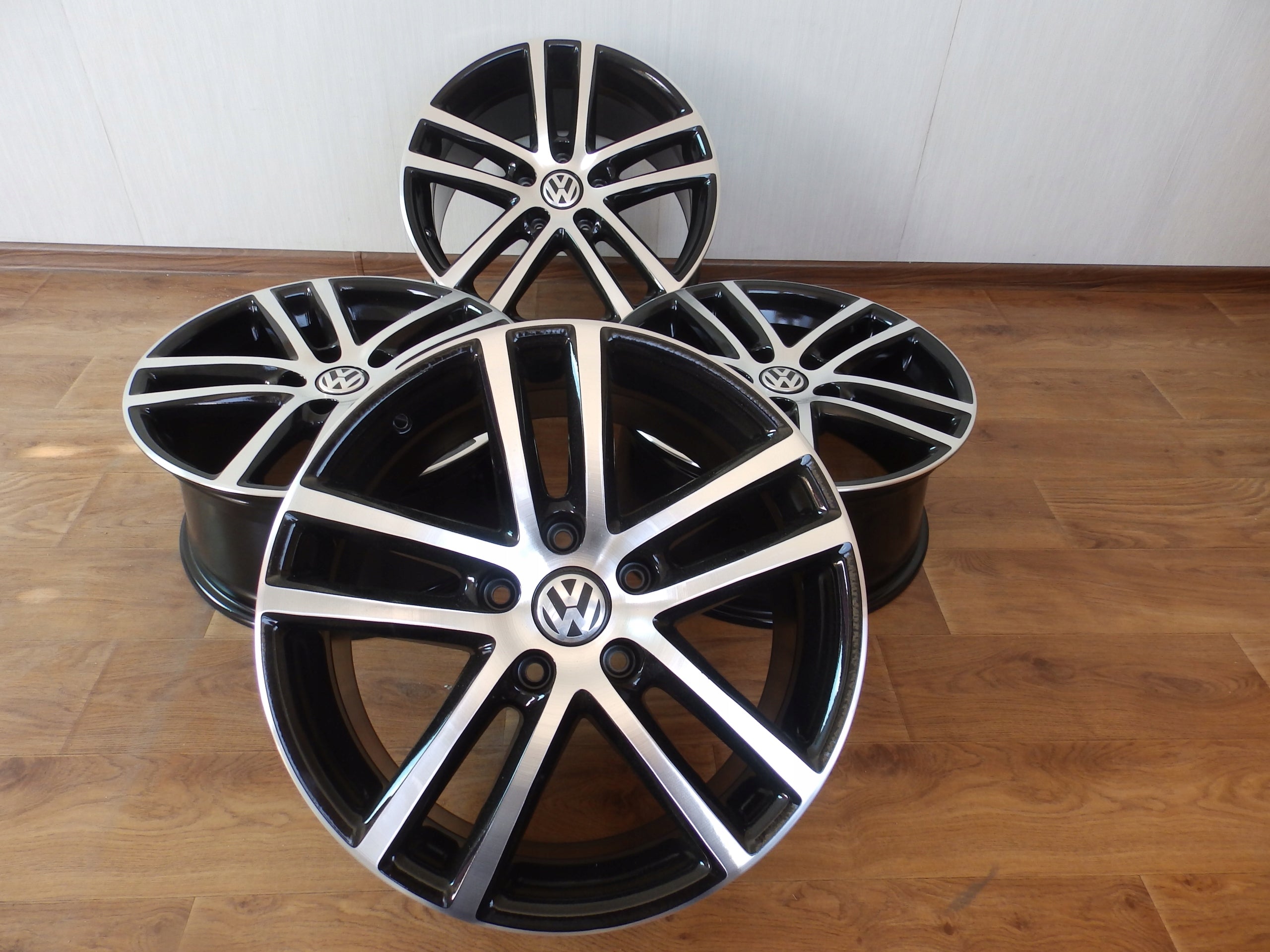 Alu Felge Volkswagen T6 Touareg 19 Zoll 9.0J 5x130 60ET 7L6601025