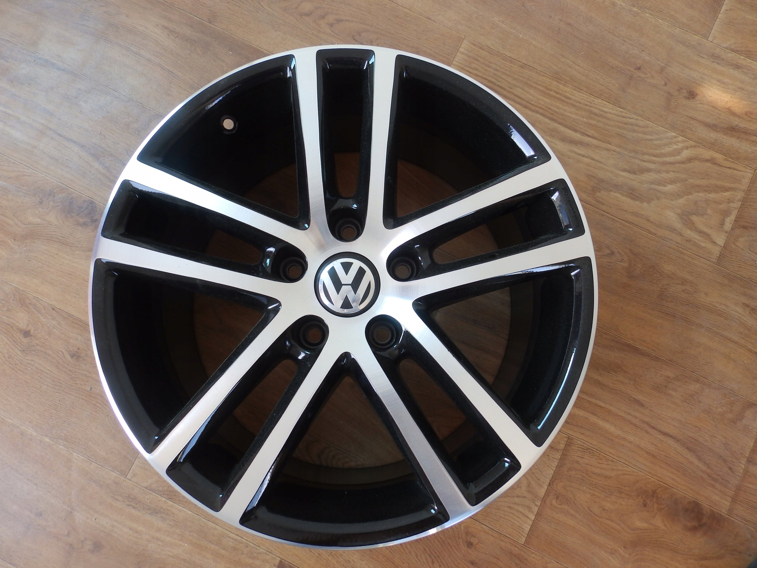 Alu Felge Volkswagen T6 Touareg 19 Zoll 9.0J 5x130 60ET 7L6601025