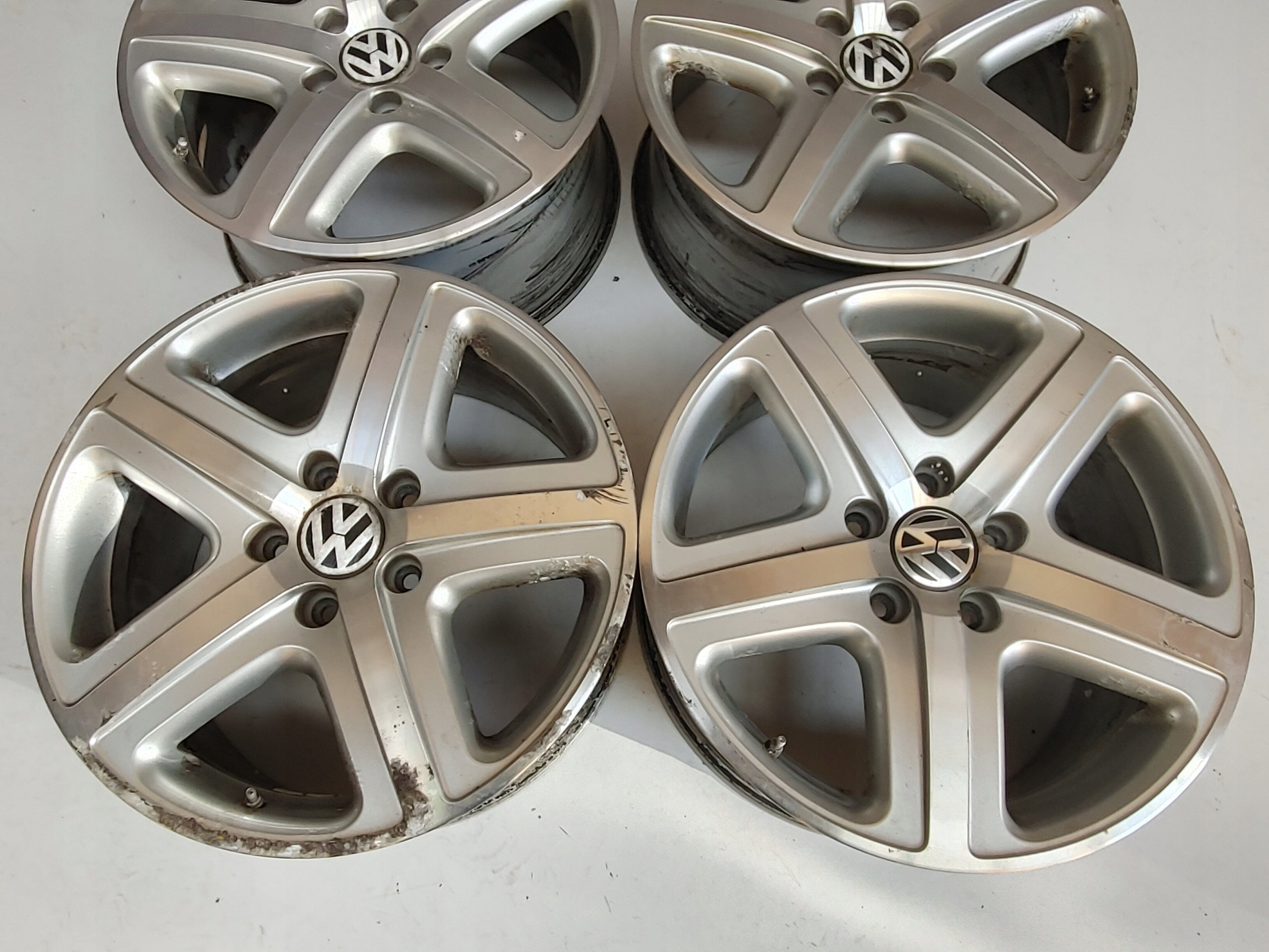 Alu Felge Volkswagen T6 Touareg 19 Zoll 9.0J 5x130 60ET 7L6601025D