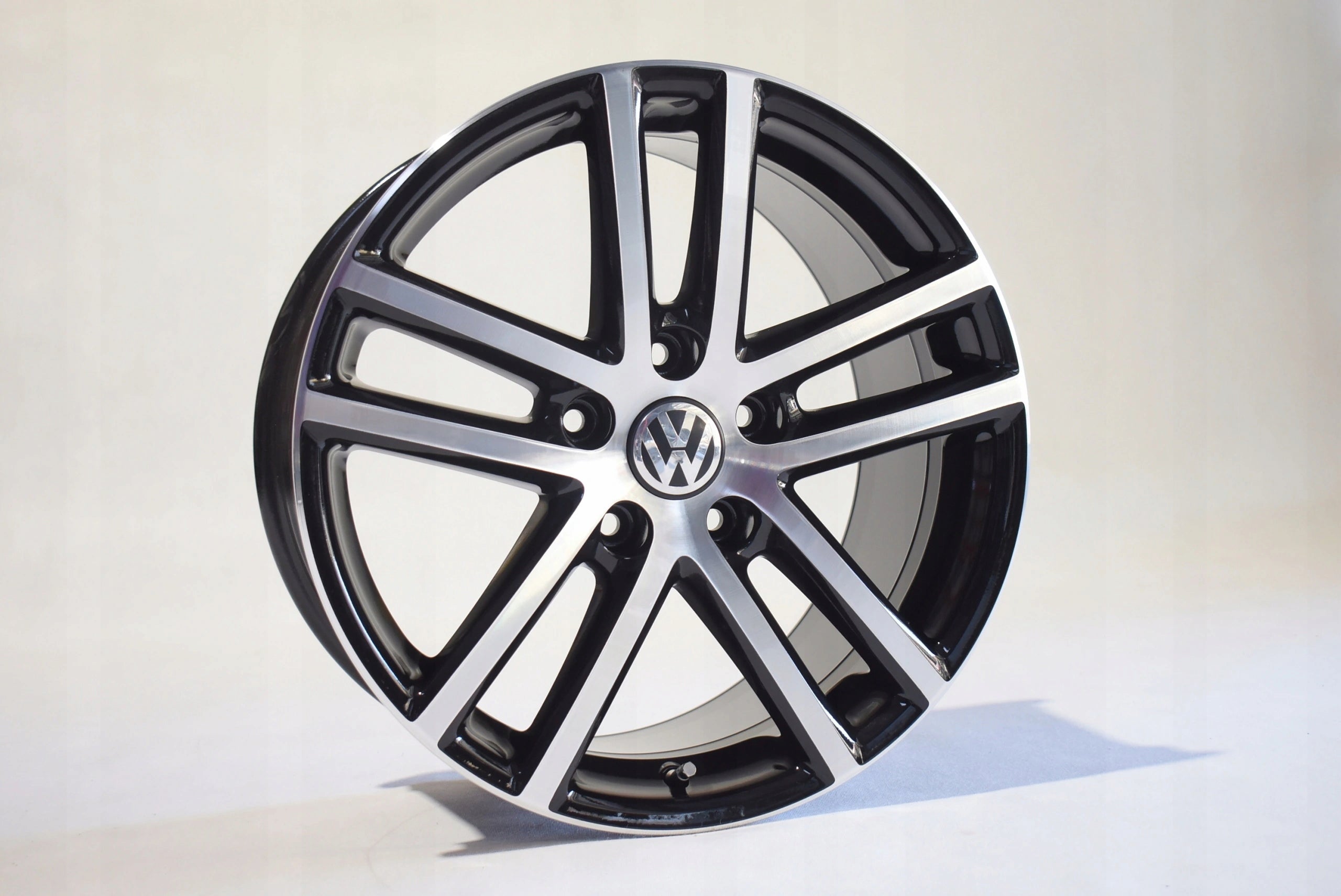 Alu Felge Volkswagen T6 Touareg Aluminum rim 19 Zoll 9.0J 5x130 60ET