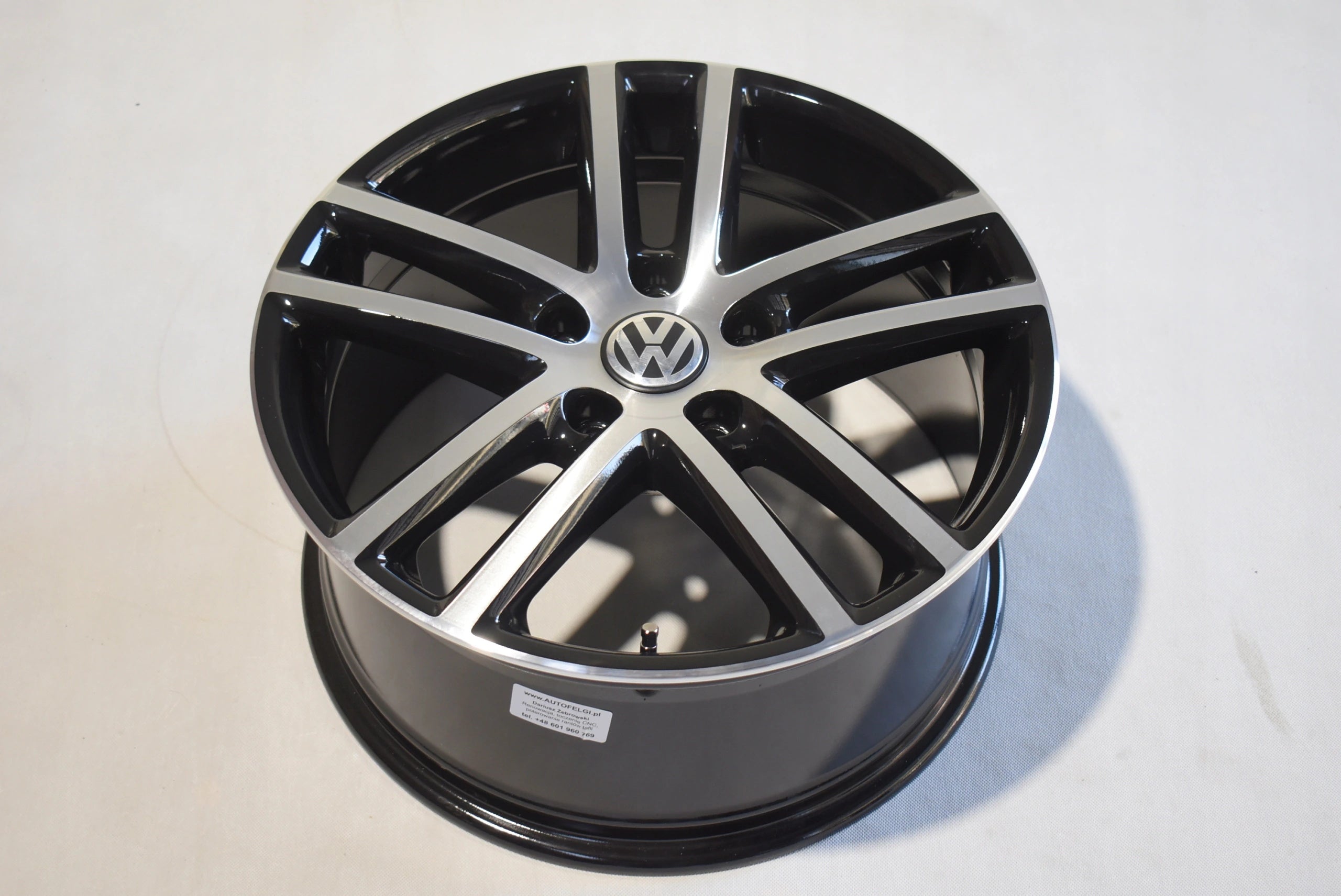 Alu Felge Volkswagen T6 Touareg Aluminum rim 19 Zoll 9.0J 5x130 60ET