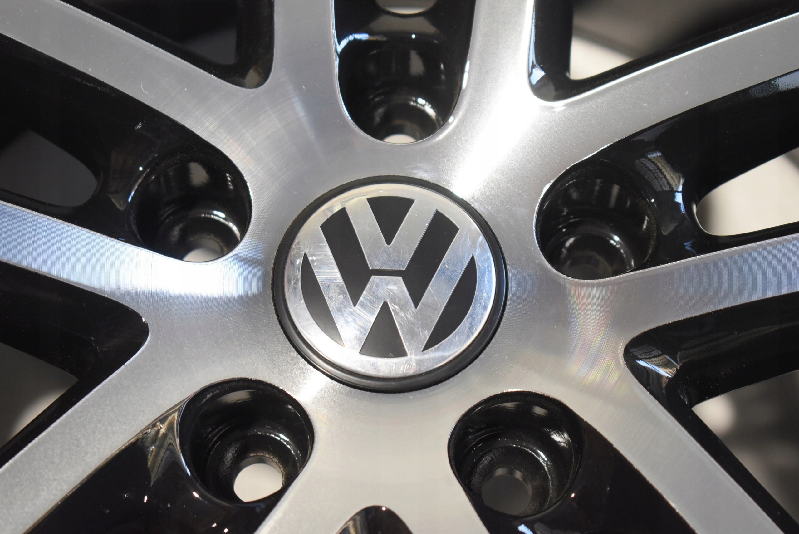 Alu Felge Volkswagen T6 Touareg Aluminum rim 19 Zoll 9.0J 5x130 60ET