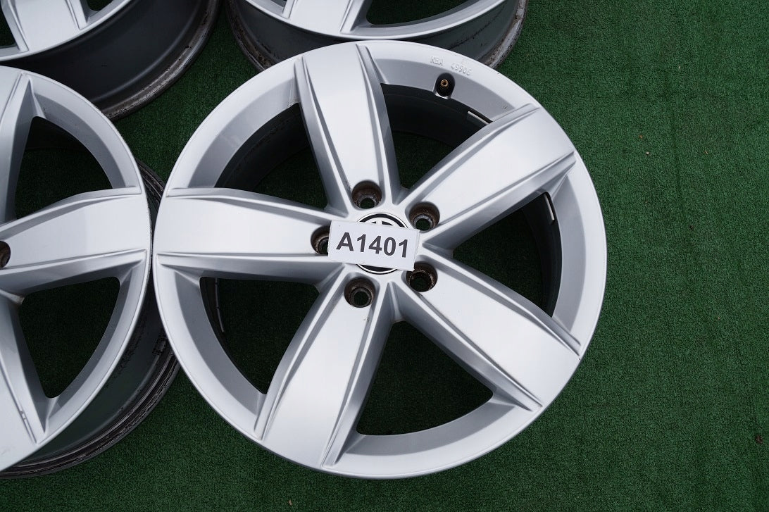 Alu Felge Volkswagen Tiguan Aluminum rim 17 Zoll 6.5J 5x112 38ET 5NA071497