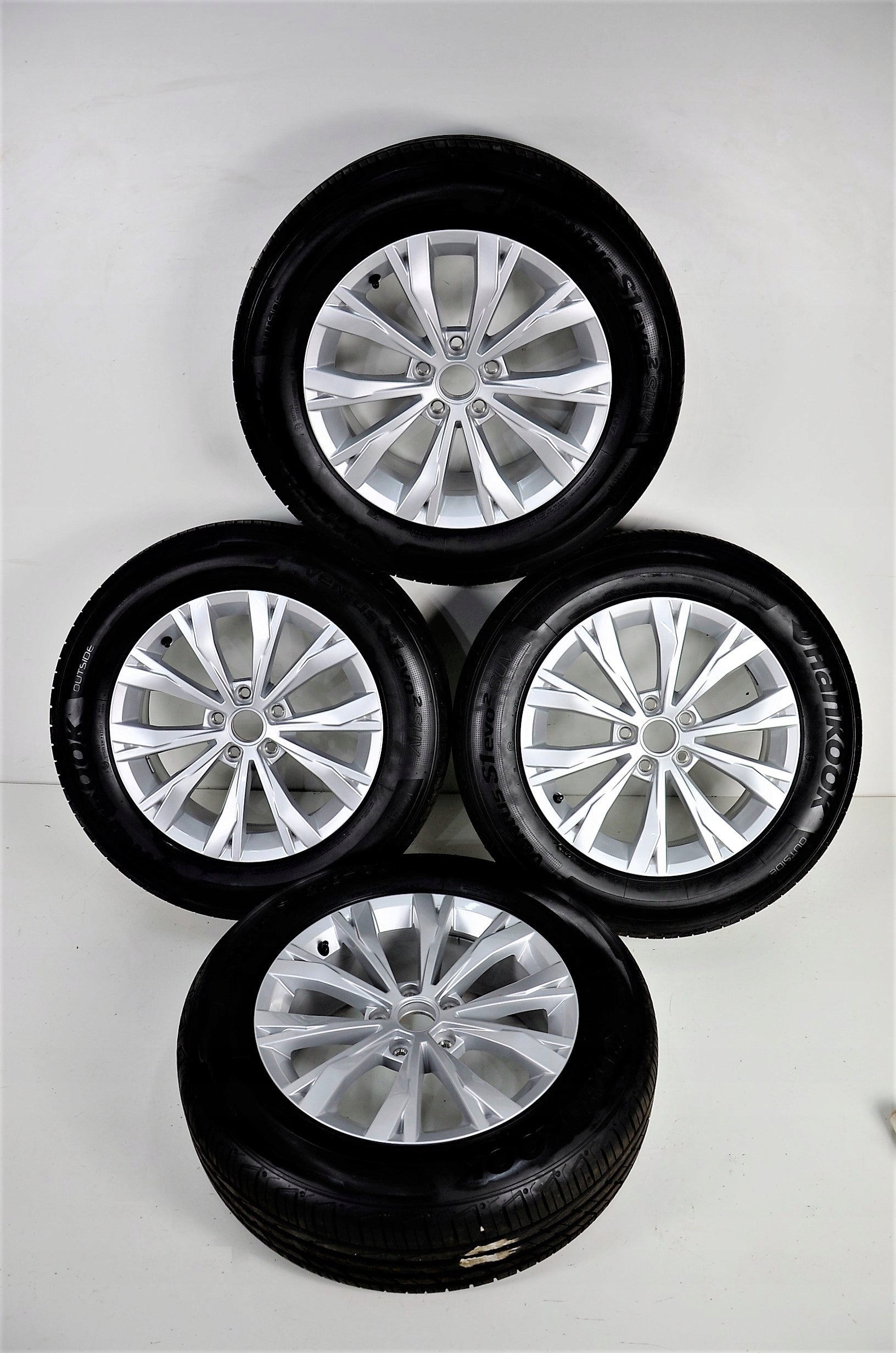  Alu Felge Volkswagen Tiguan Aluminum rim 17 Zoll 7.0J 5x112 -40ET 5NN601025 product image