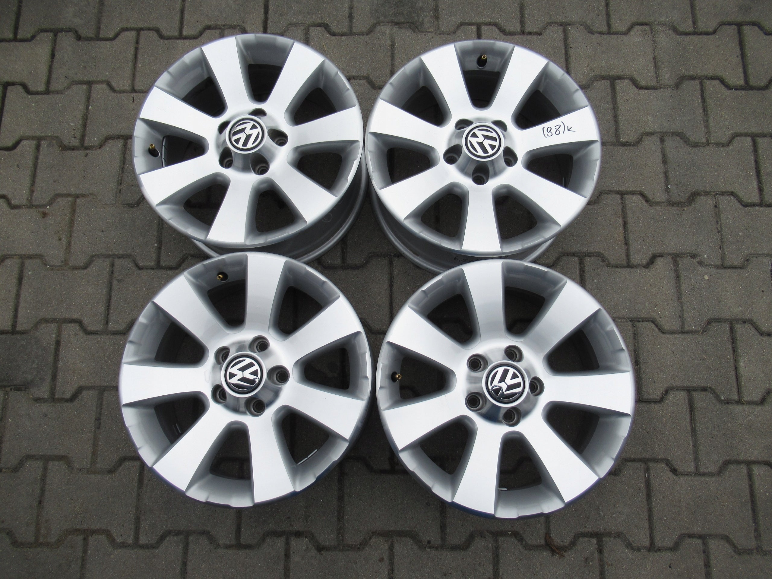  Alu Felge Volkswagen Tiguan Aluminum rim 16 Zoll 6.5J 5x112 33ET 5N0601025A product image