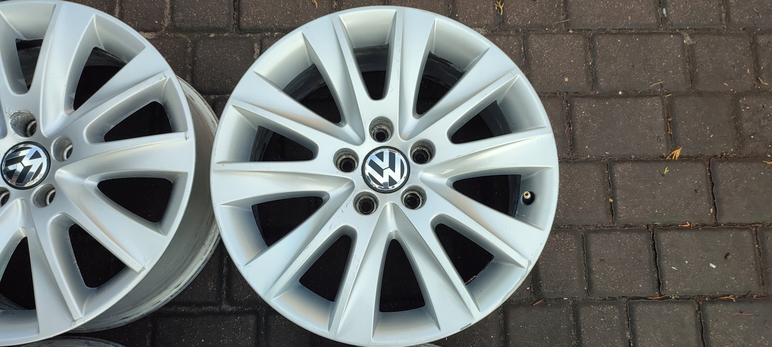 Alu Felge Volkswagen Tiguan Aluminum rim 17 Zoll 7.0J 5x112 43ET 5N0601025M