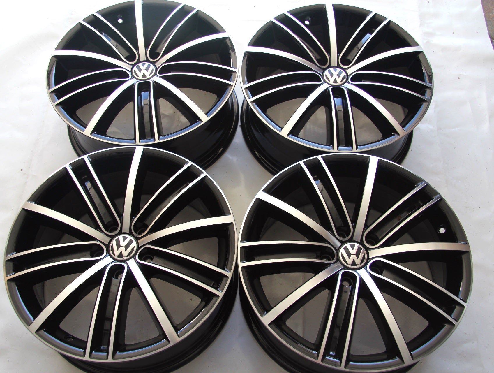 Alu Felge Volkswagen Tiguan Aluminum rim 18 Zoll 7.0J 5x112 43ET 5N0601025D