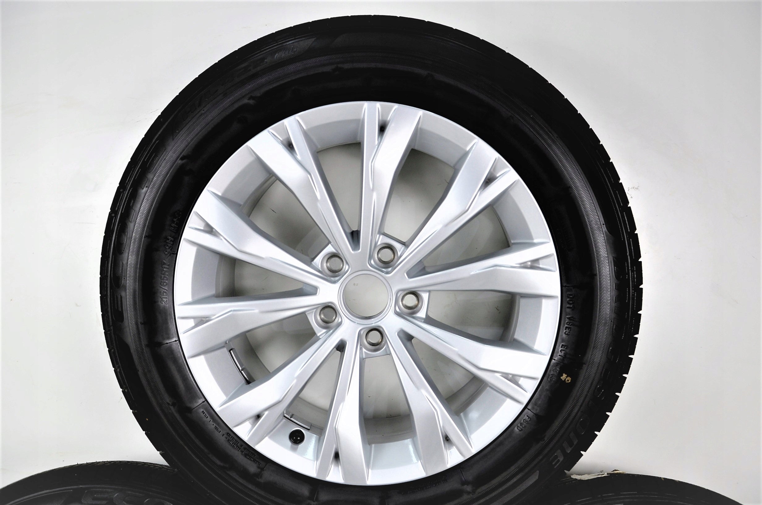 Alu Felge Volkswagen Tiguan Aluminum rim 17 Zoll 9.0J 5x112 40ET 5NN601025