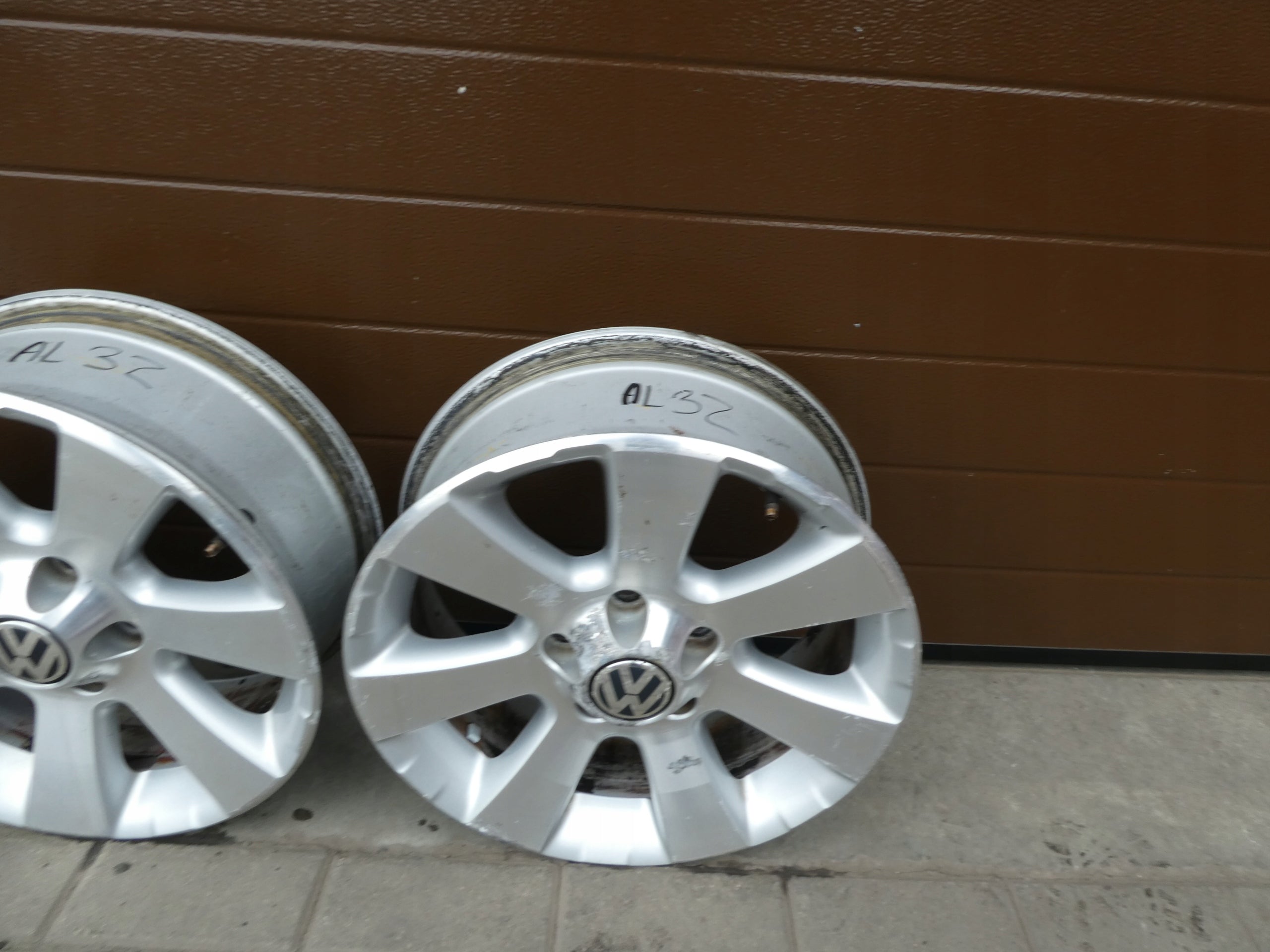 Alu Felge Volkswagen Tiguan Aluminum rim 16 Zoll 6.5J 5x112 5N0601025A