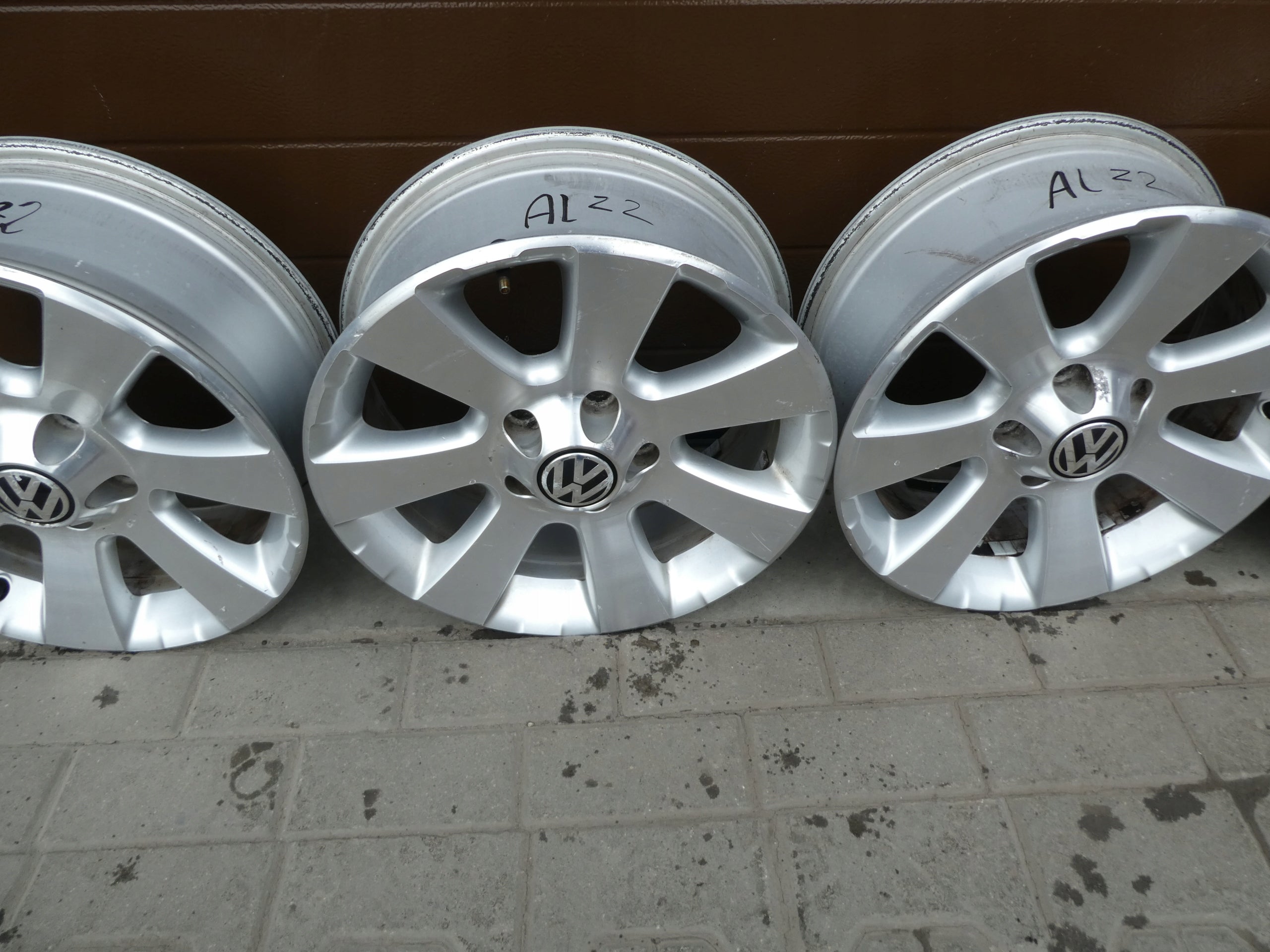 Alu Felge Volkswagen Tiguan Aluminum rim 16 Zoll 6.5J 5x112 5N0601025A