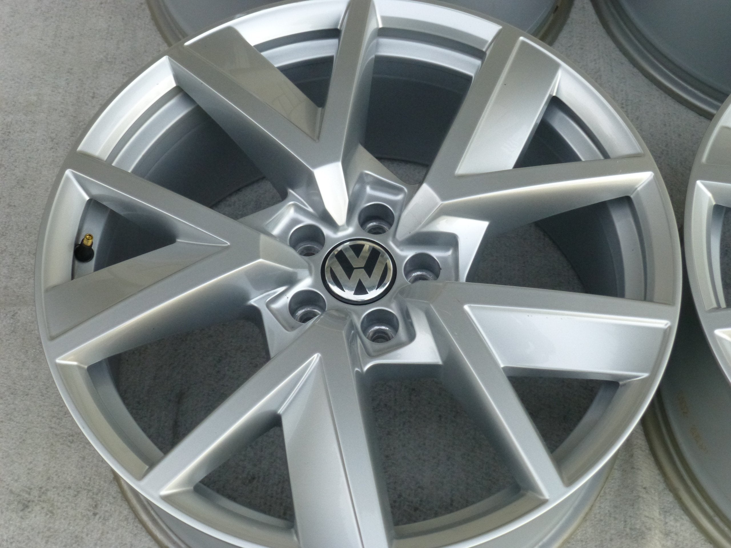  Alu Felge Volkswagen Touareg Aluminum rim 20 Zoll 9.0J 5x112 product image