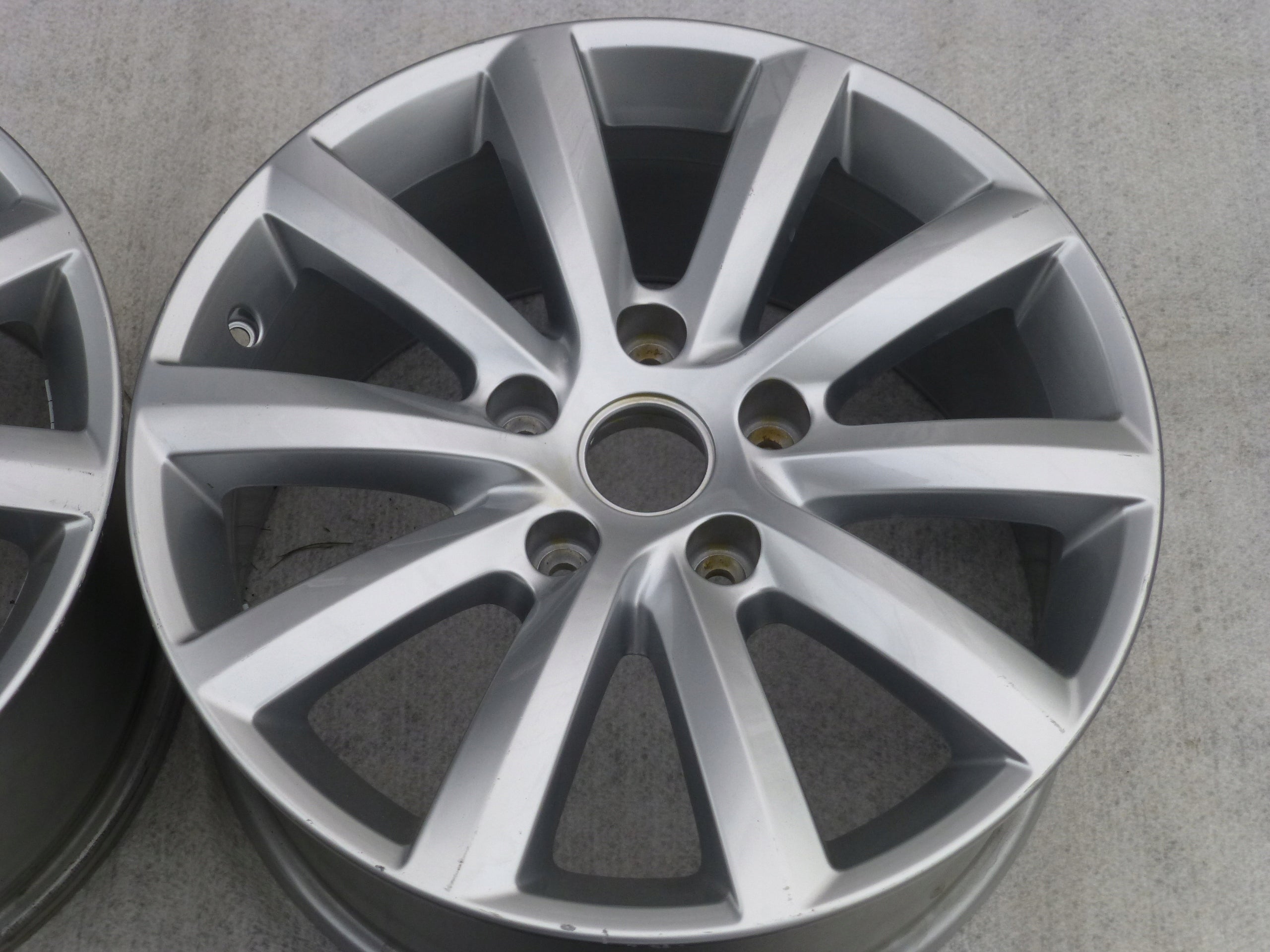 Alu Felge Volkswagen Touareg Aluminum rim 18 Zoll 8.0J 5x130