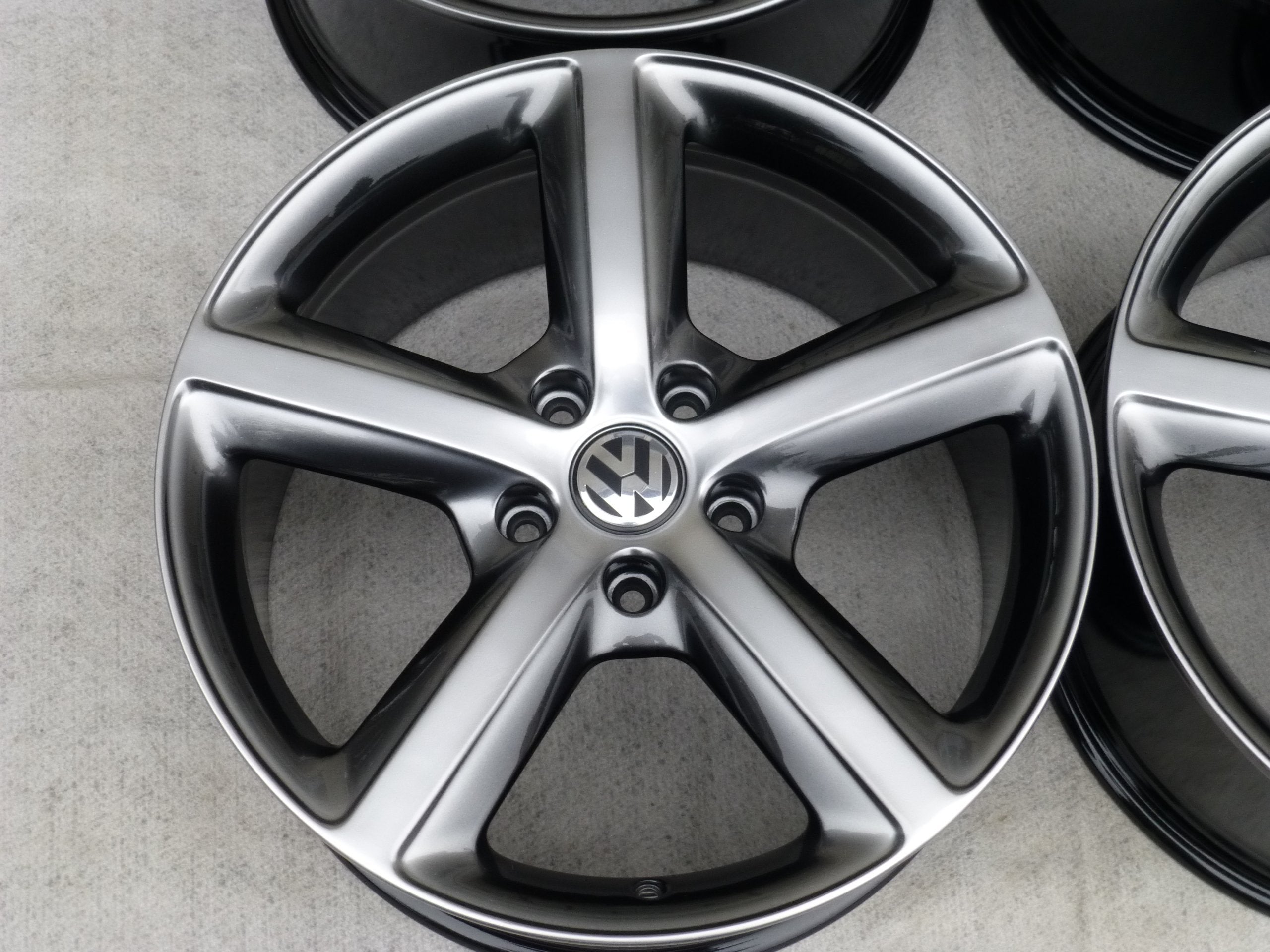 Alu Felge Volkswagen Touareg Aluminum rim 20 Zoll 9.0J 5x130 60ET