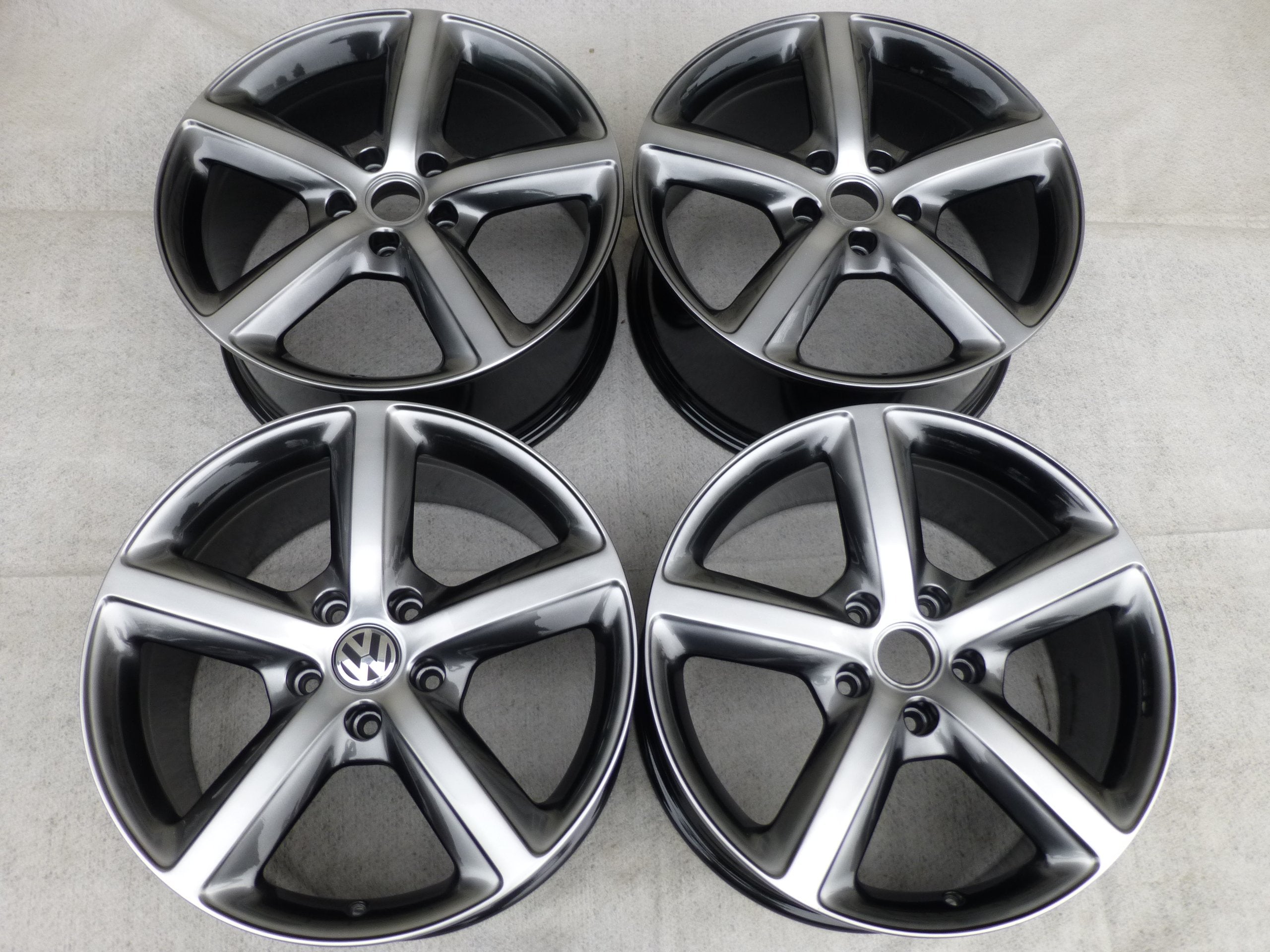 Alu Felge Volkswagen Touareg Aluminum rim 20 Zoll 9.0J 5x130 60ET