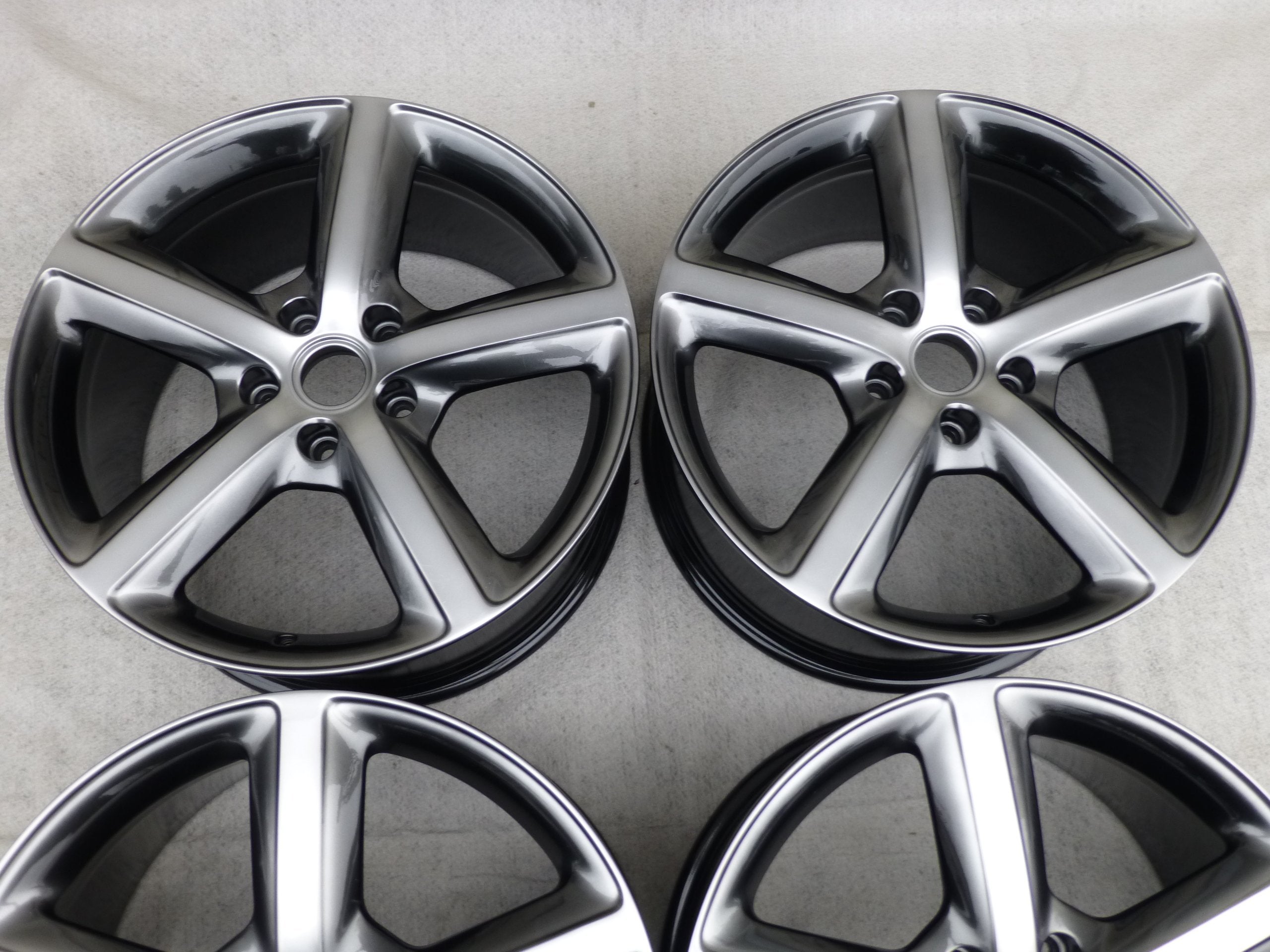 Alu Felge Volkswagen Touareg Aluminum rim 20 Zoll 9.0J 5x130 60ET