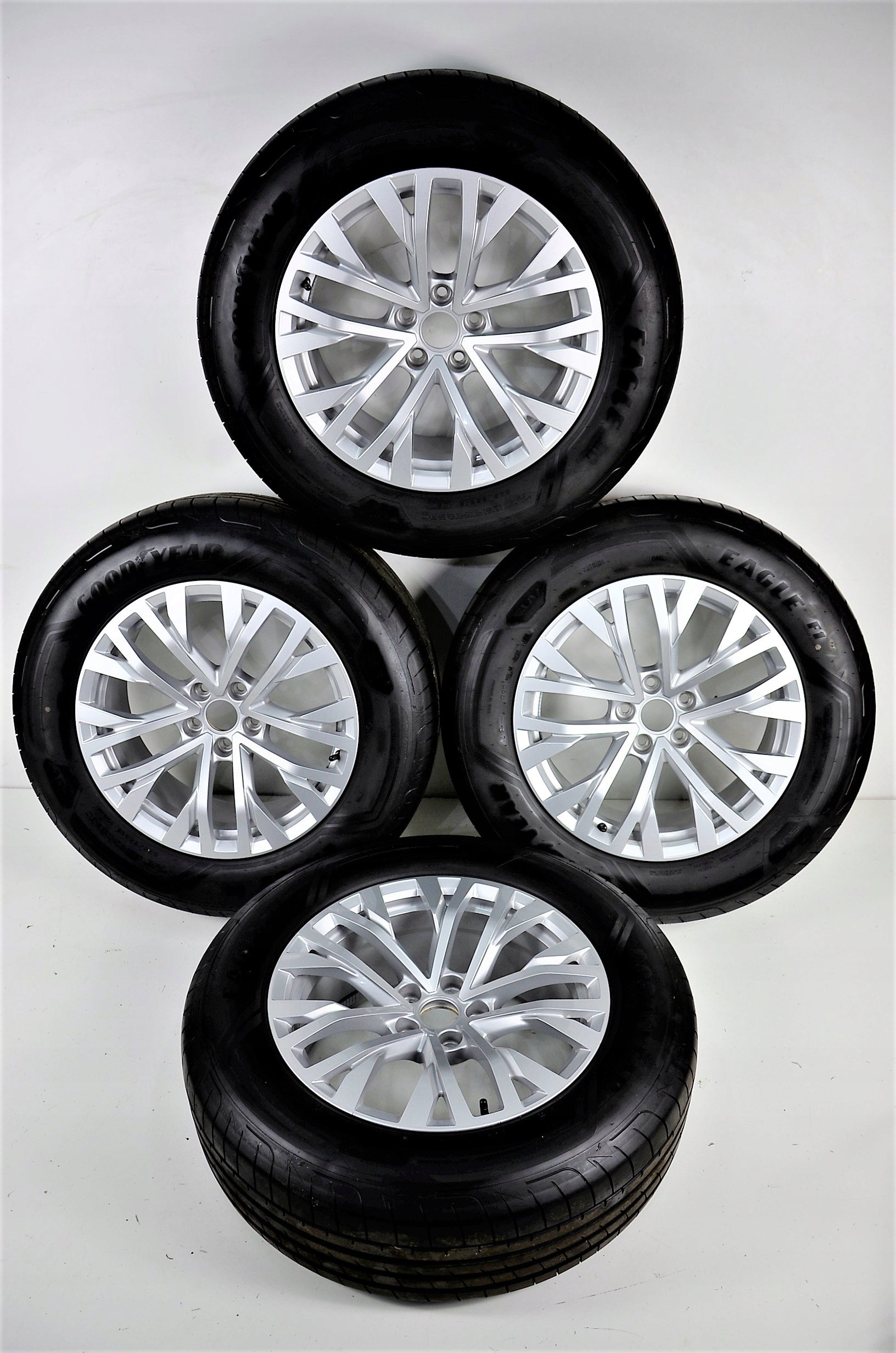 Alu Felge Volkswagen Touareg Aluminum rim 18 Zoll 8.0J 5x112 25ET 760601025H