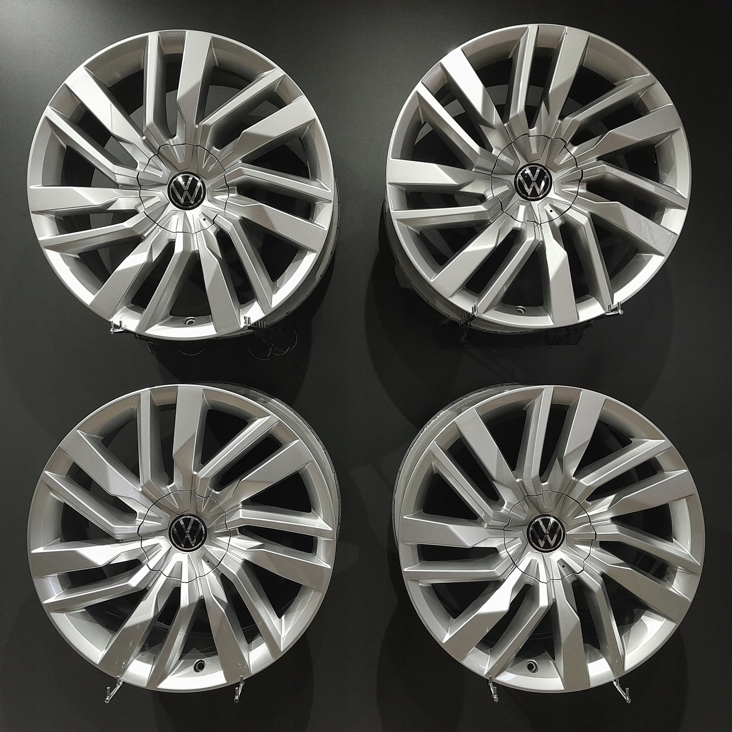 Alu Felge Volkswagen Touareg Aluminum rim 19 Zoll 8.0J 5x112 28ET 760601025E