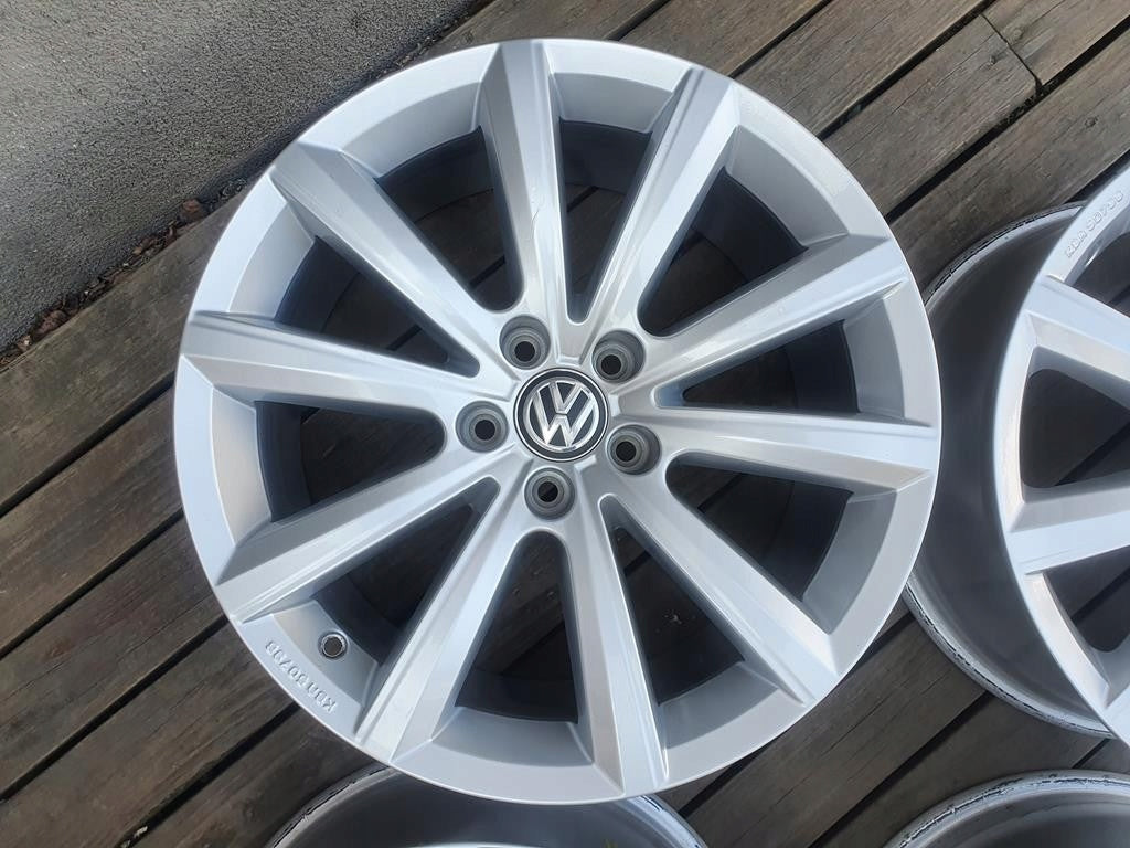 Alu Felge Volkswagen Touareg Aluminum rim 18 Zoll 8.0J 5x112 25ET 760071498