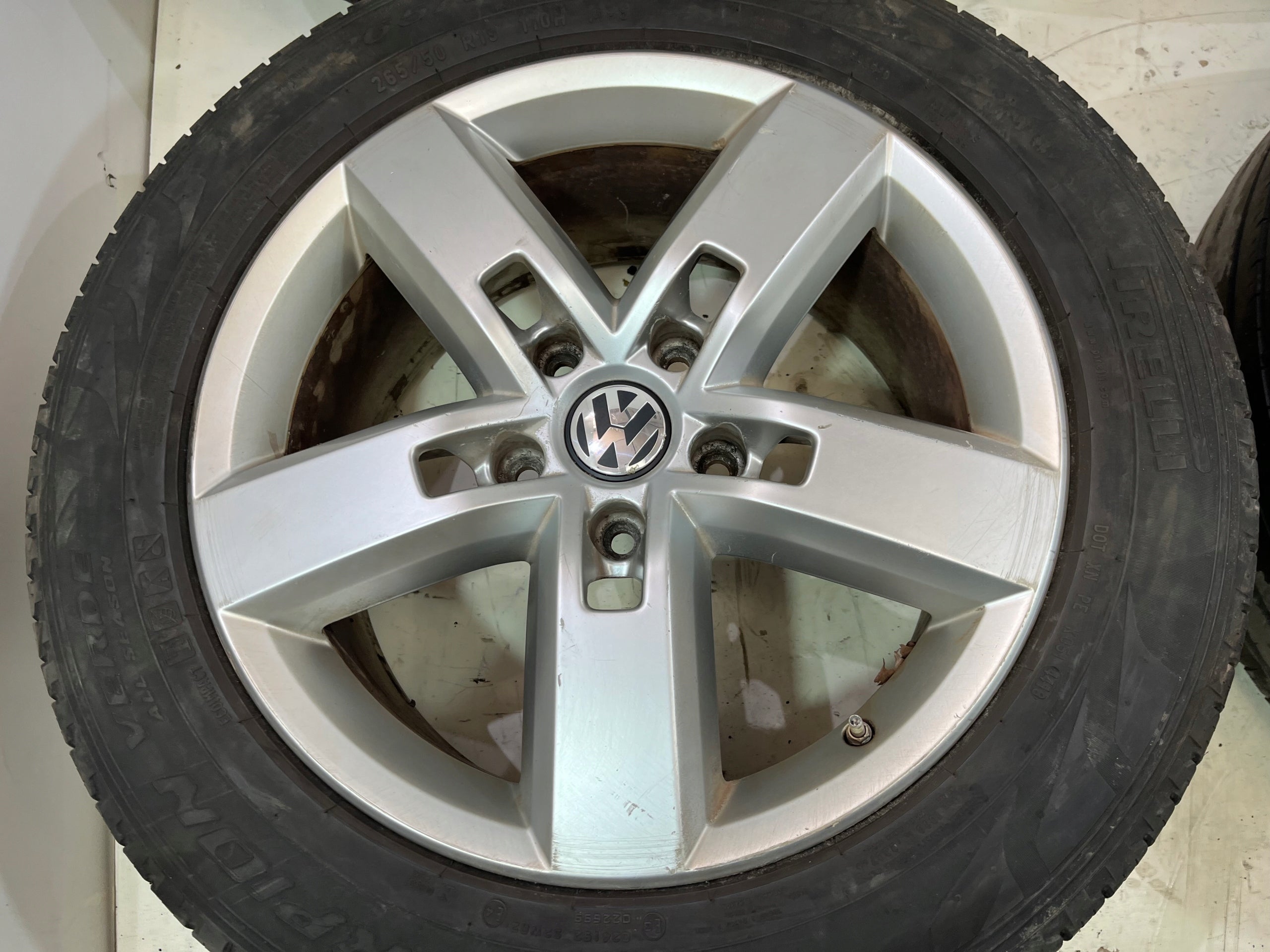 Alu Felge Volkswagen Touareg Aluminum rim 19 Zoll 8.5J 5x130 7P6601025D